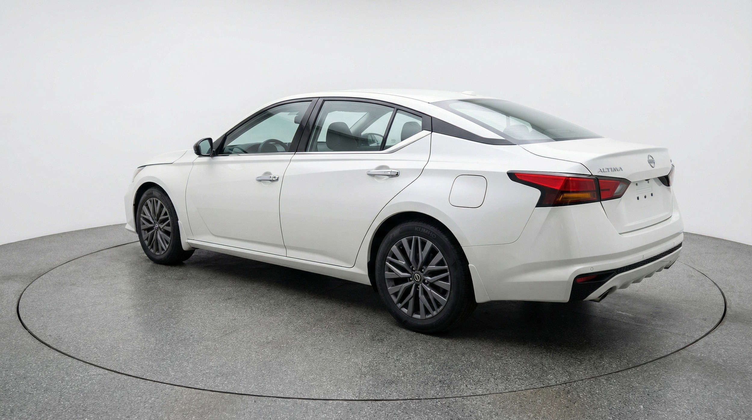 Thumbnail: 2025 Nissan Altima - 6
