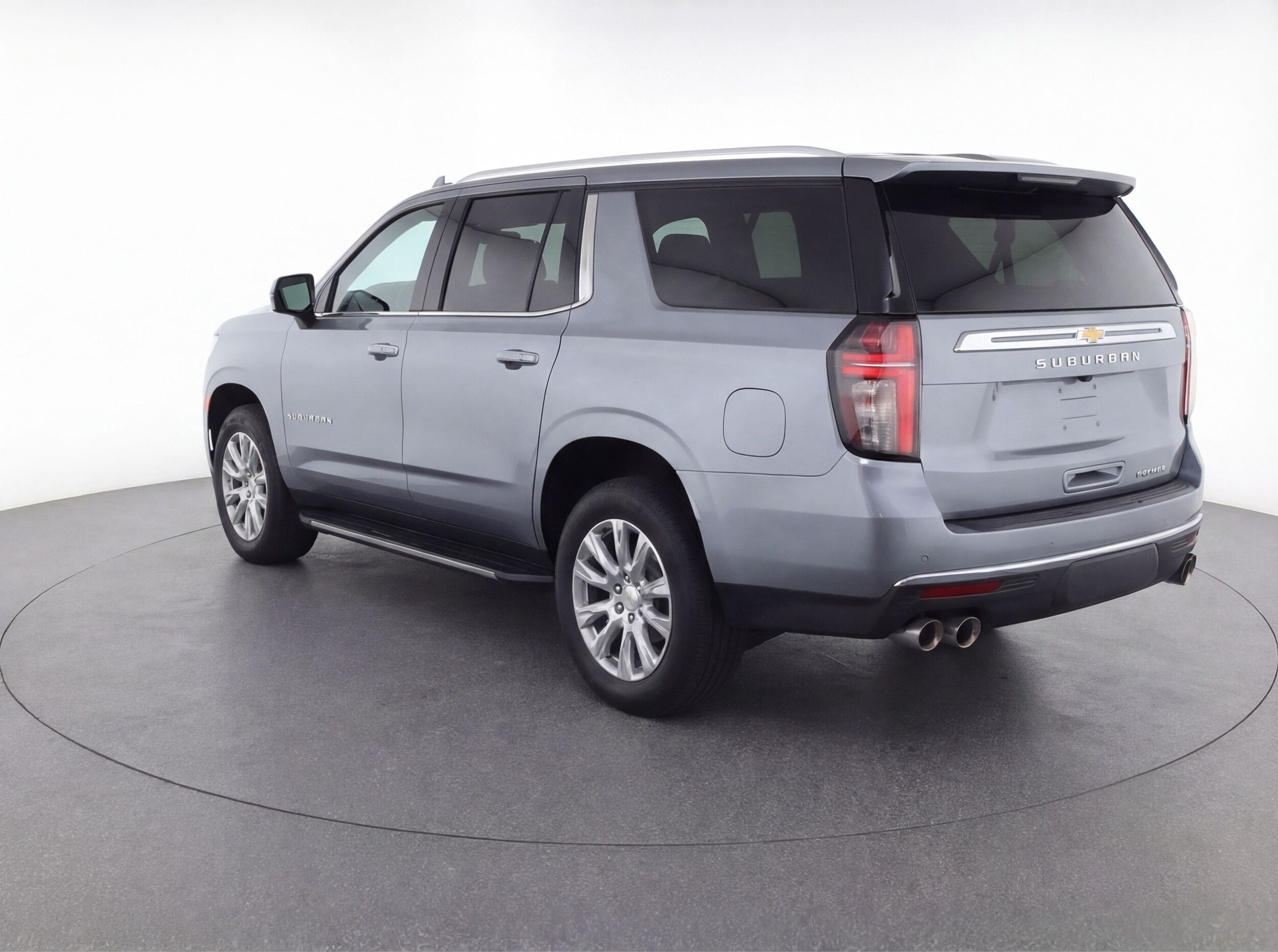 Thumbnail: 2023 Chevrolet Suburban - 6