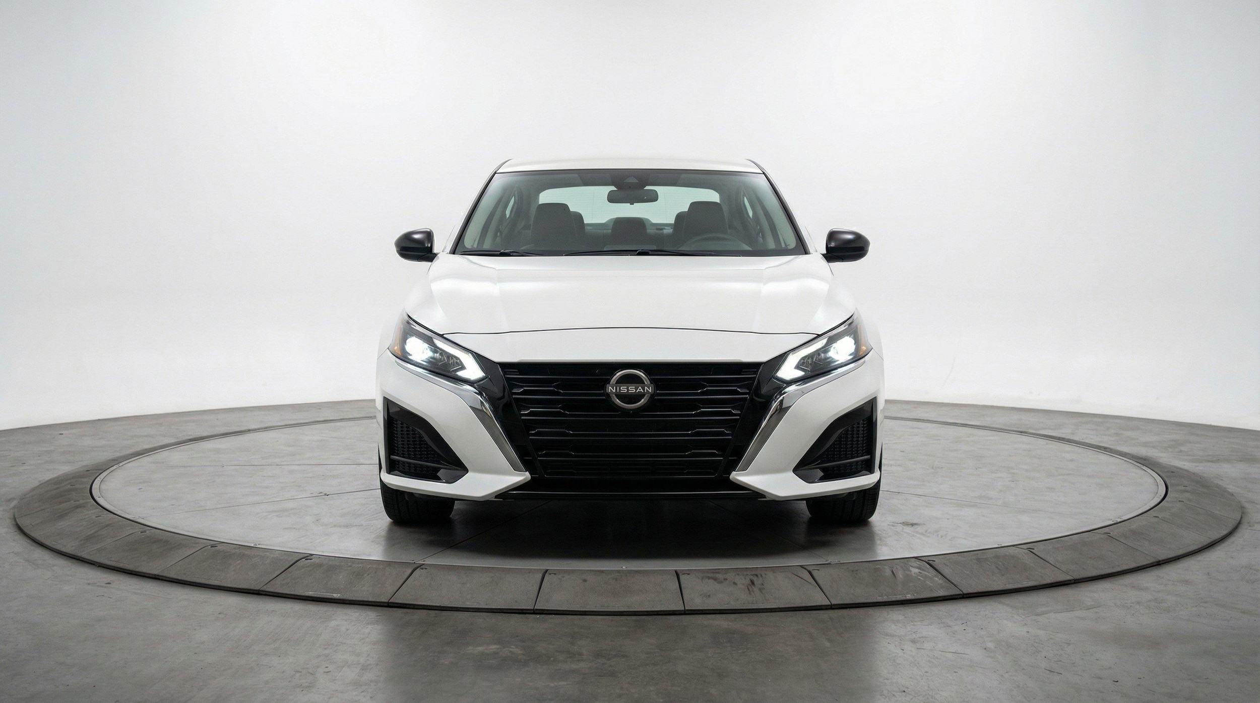 Thumbnail: 2025 Nissan Altima - 2