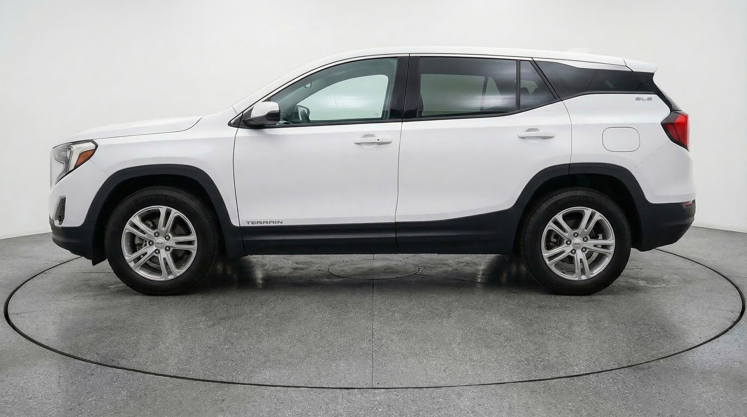 Thumbnail: 2024 GMC Terrain - 5