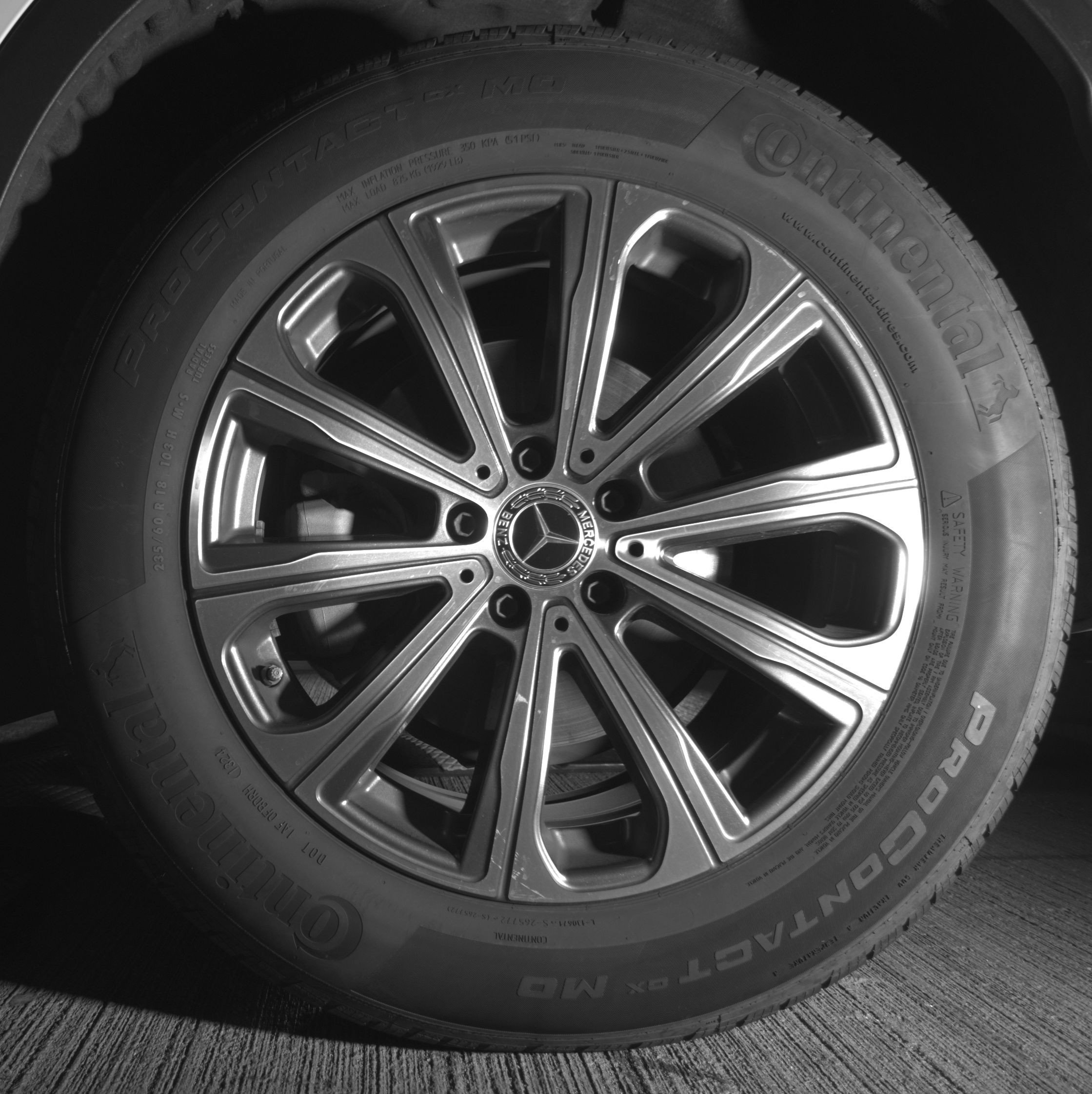 Thumbnail: 2024 Mercedes-Benz GLC - 14