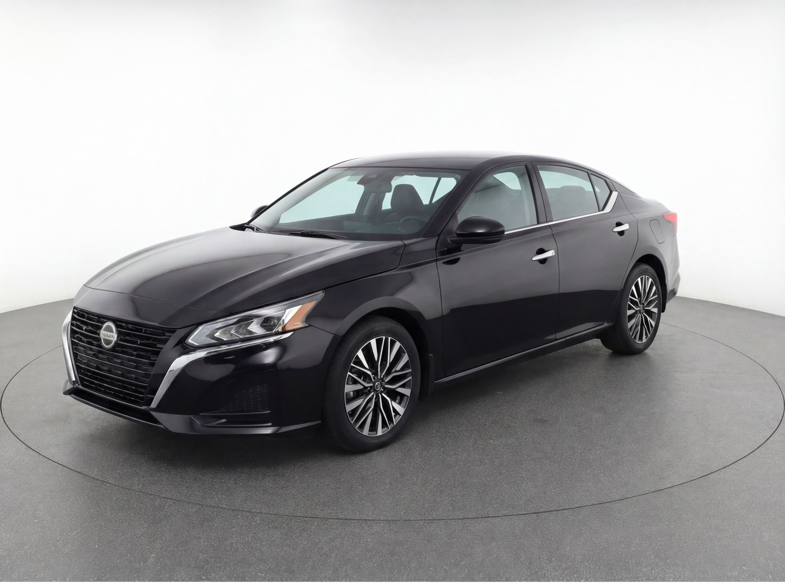 Thumbnail: 2024 Nissan Altima - 3