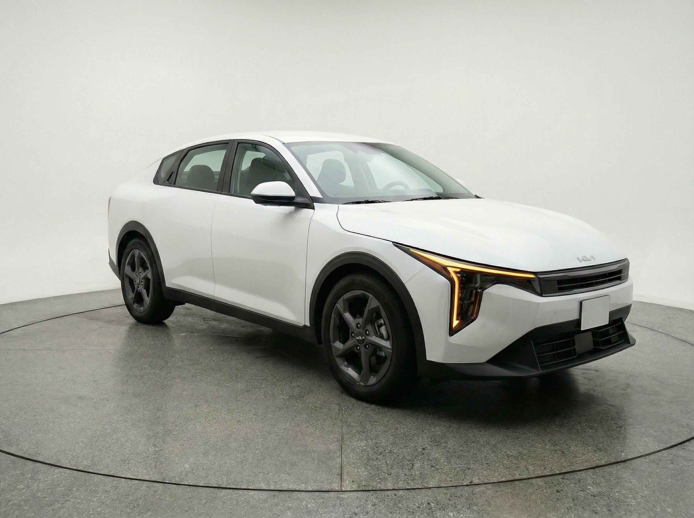 Thumbnail: 2025 Kia K4 - 1