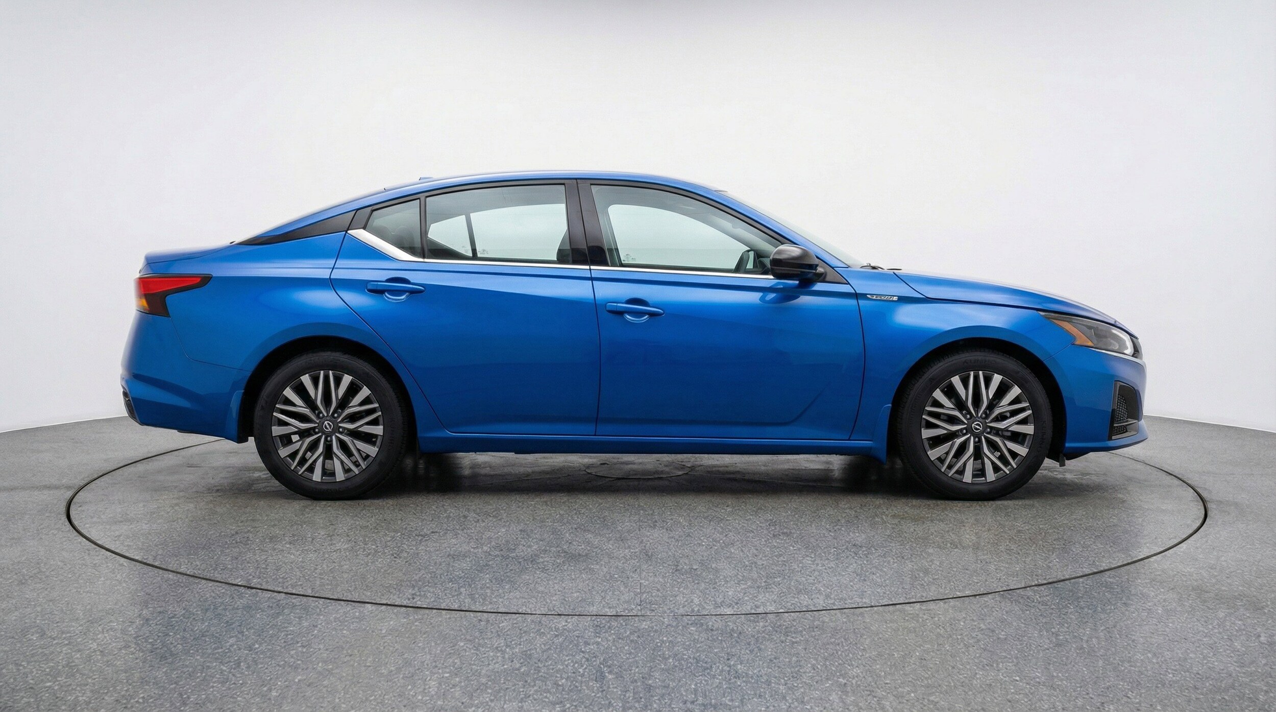 Thumbnail: 2025 Nissan Altima - 11