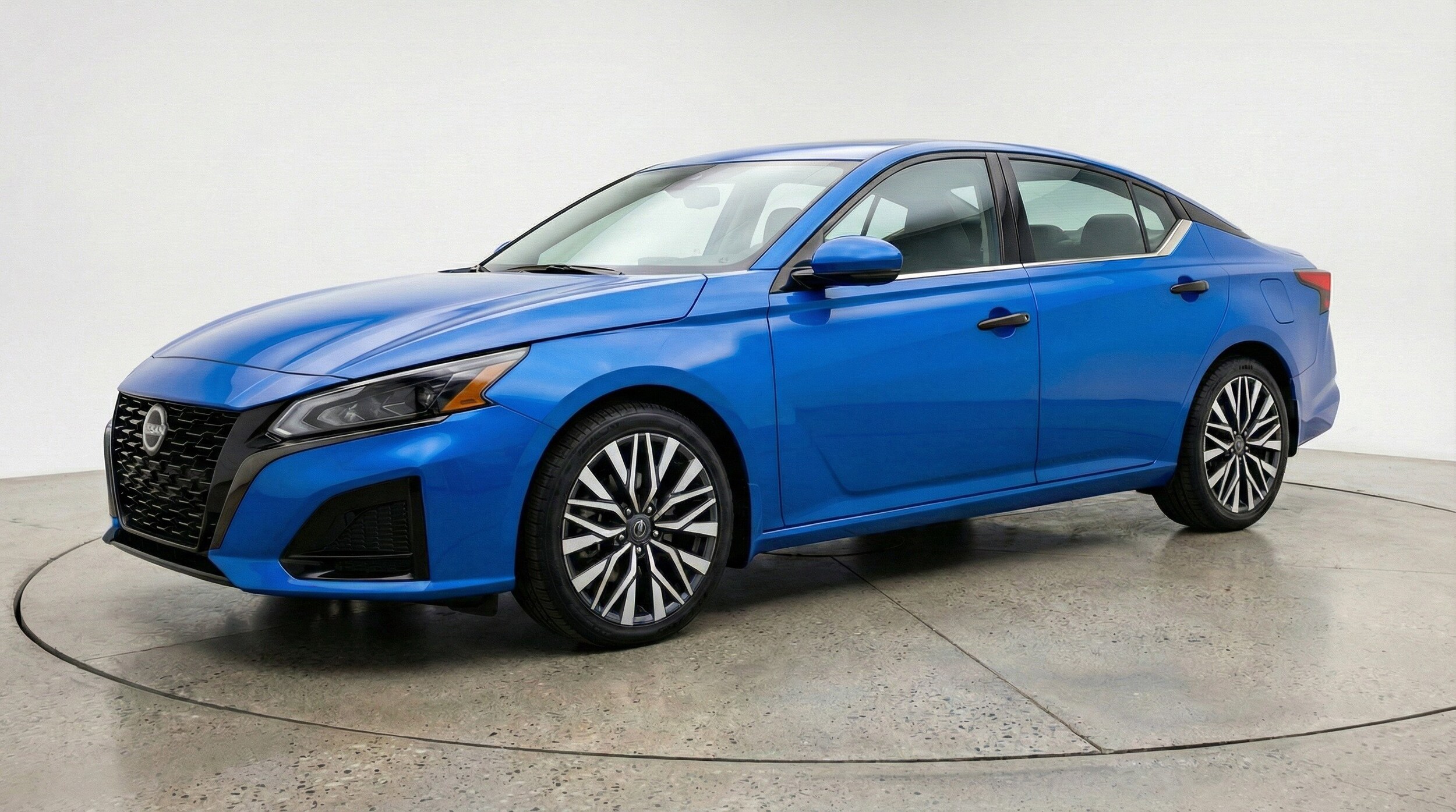 Thumbnail: 2025 Nissan Altima - 3
