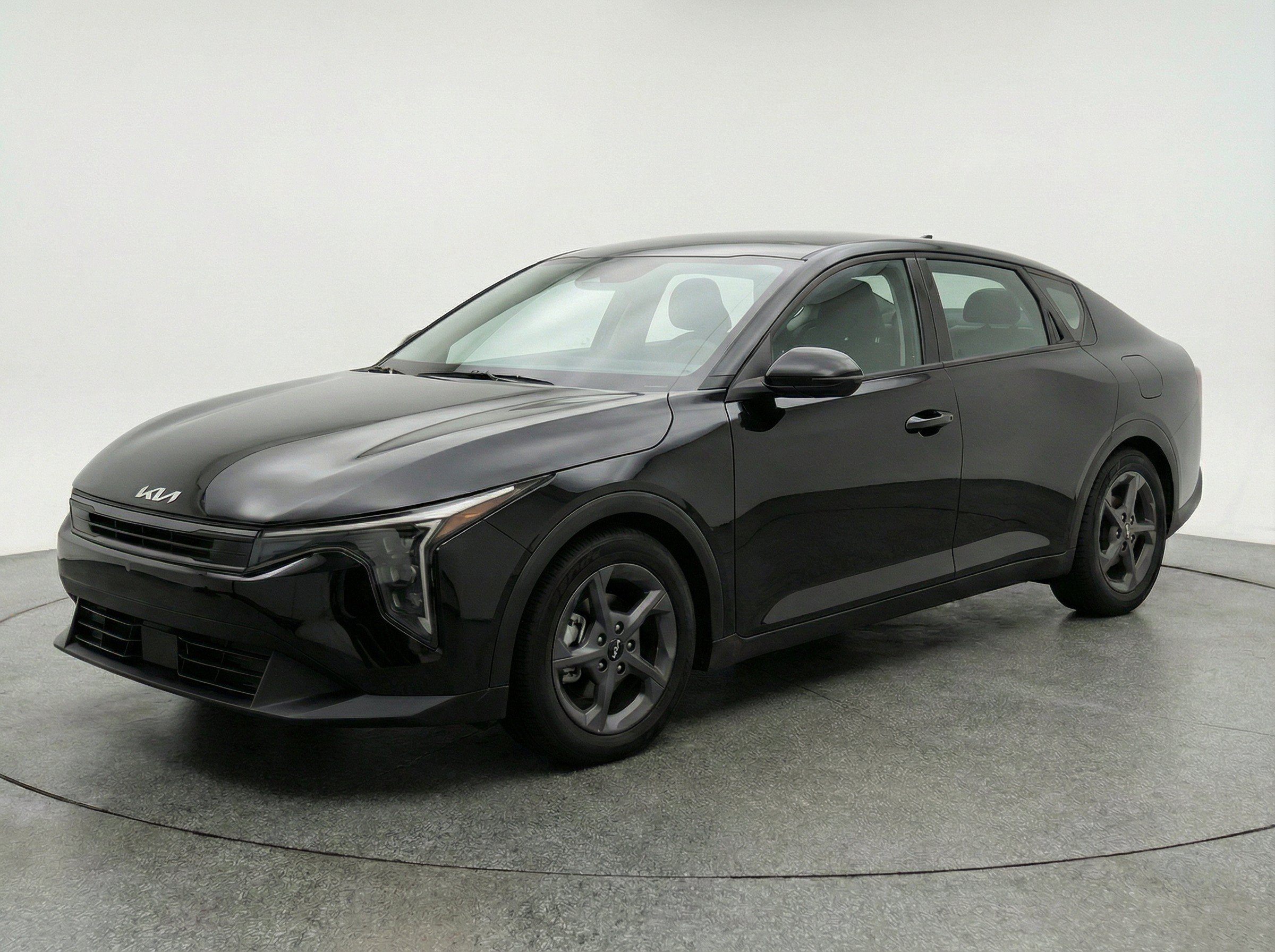 Thumbnail: 2025 Kia K4 - 3