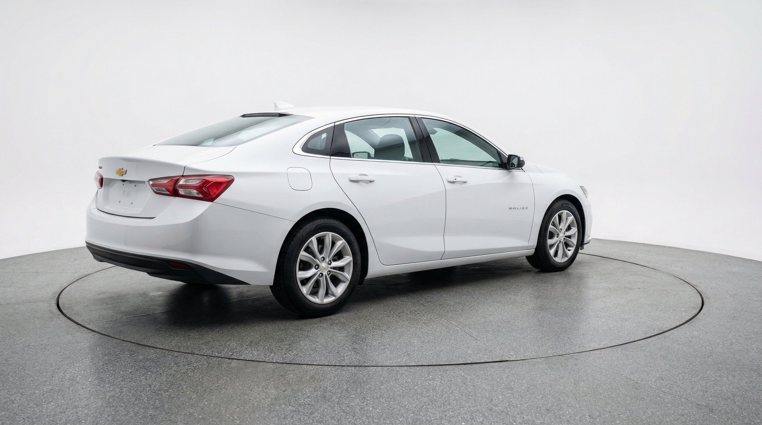 Thumbnail: 2024 Chevrolet Malibu - 9