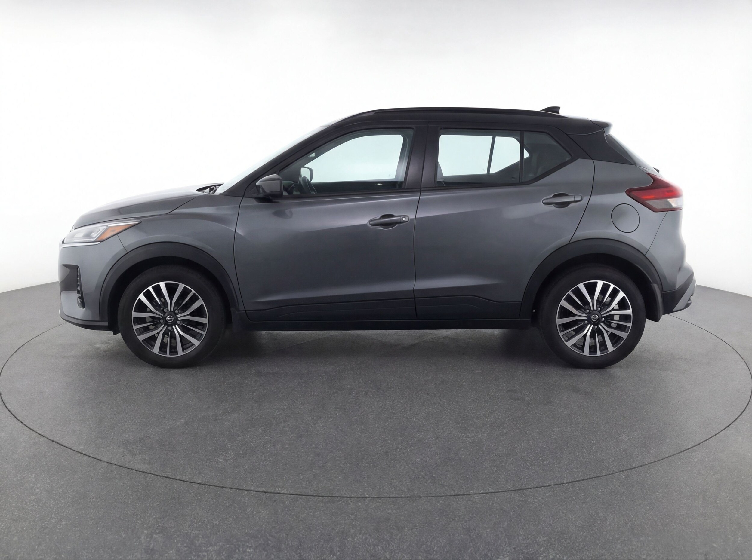 Thumbnail: 2024 Nissan Kicks - 5