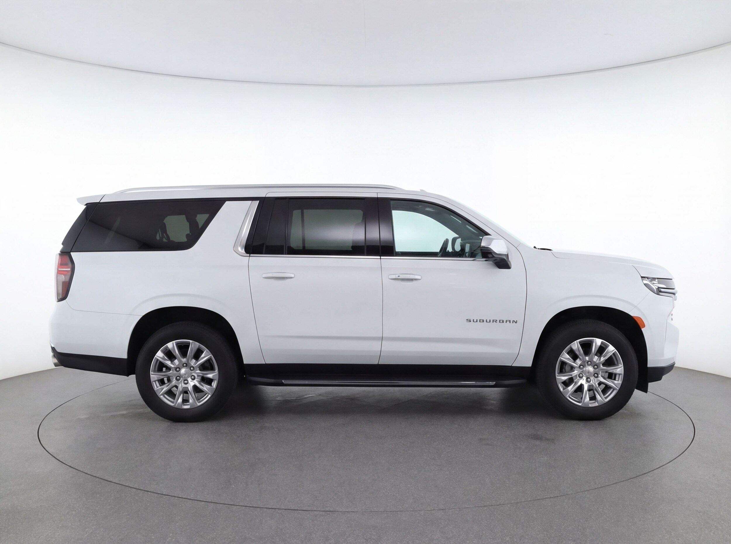 Thumbnail: 2023 Chevrolet Suburban - 11
