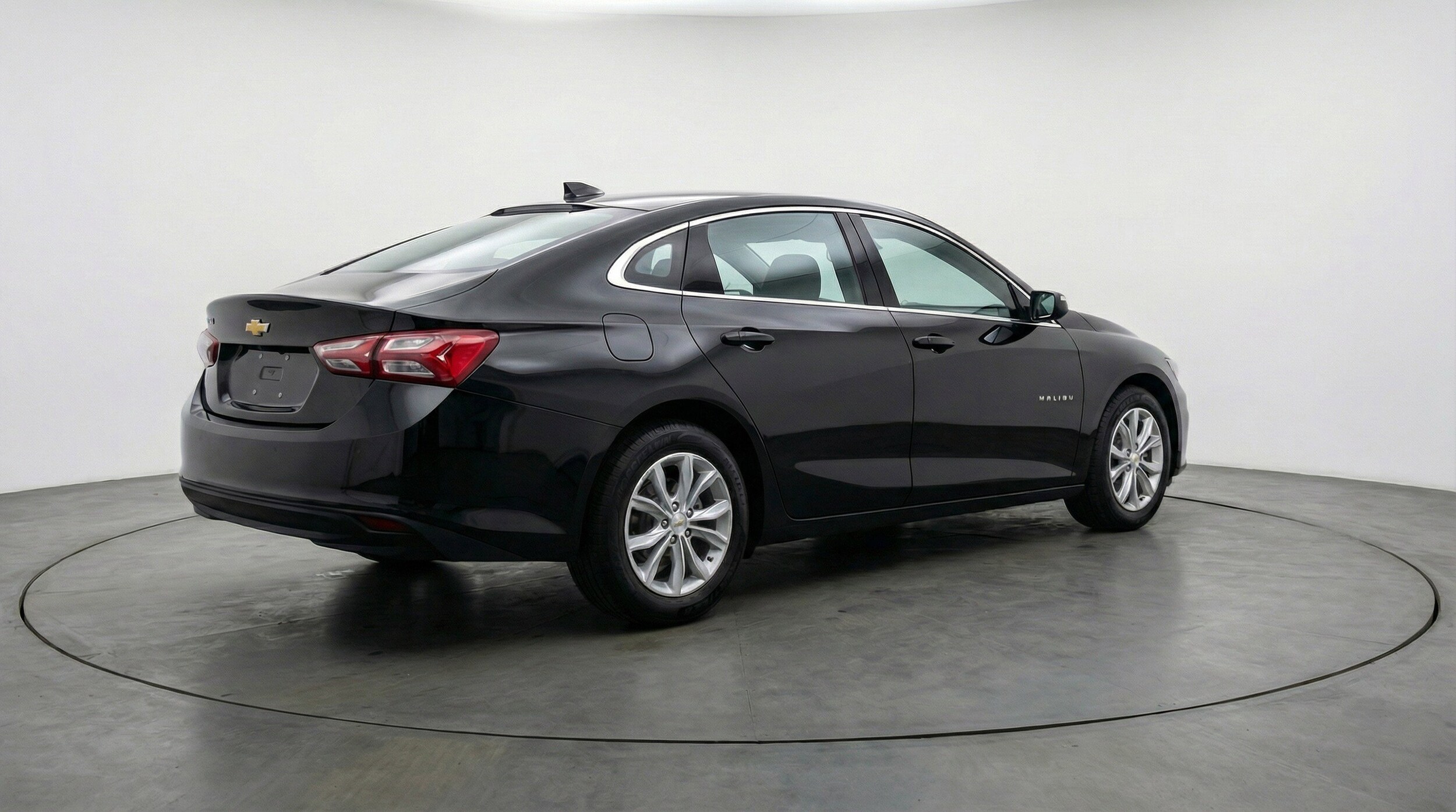 Thumbnail: 2024 Chevrolet Malibu - 9