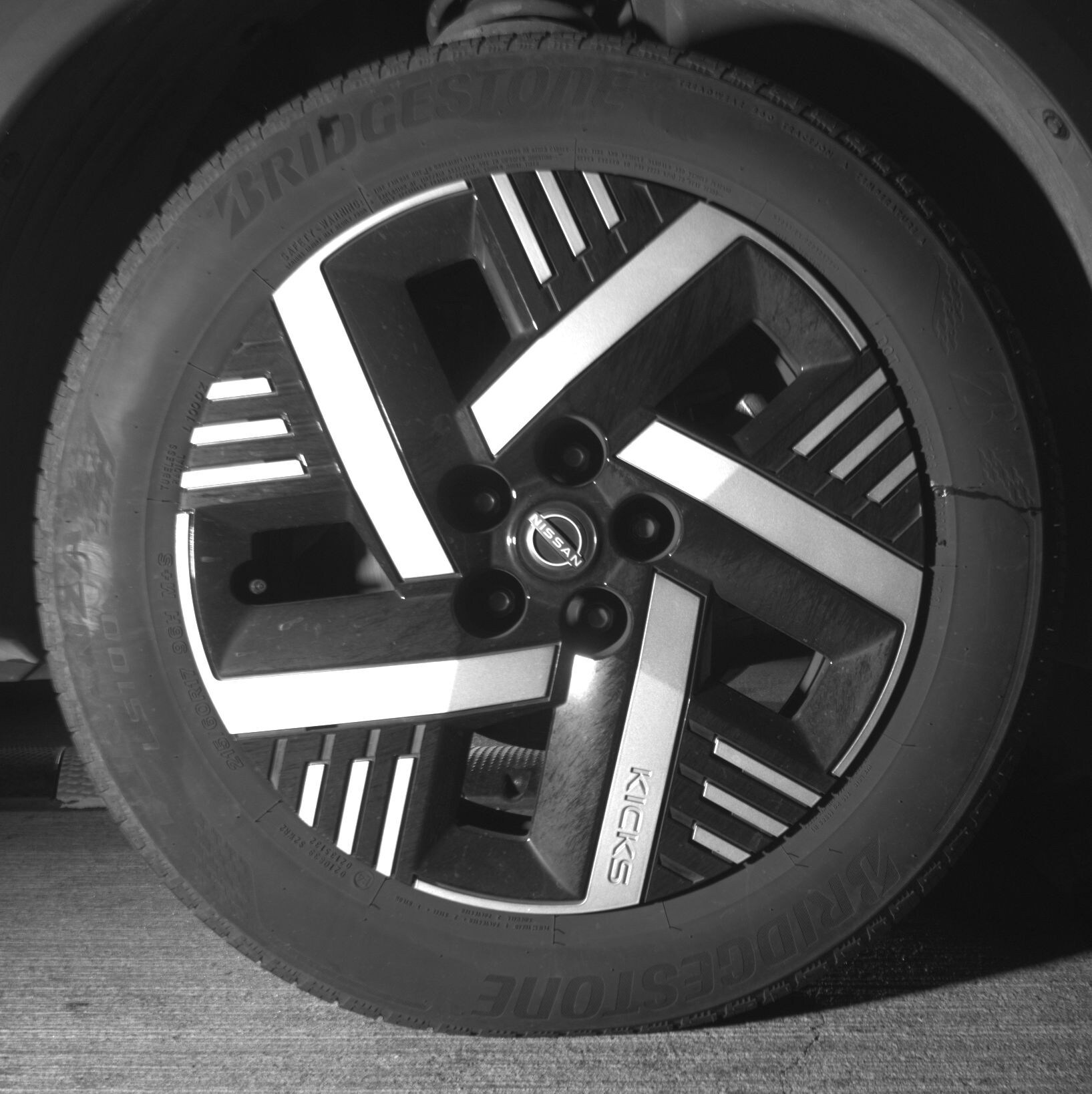 Thumbnail: 2025 Nissan Kicks - 10