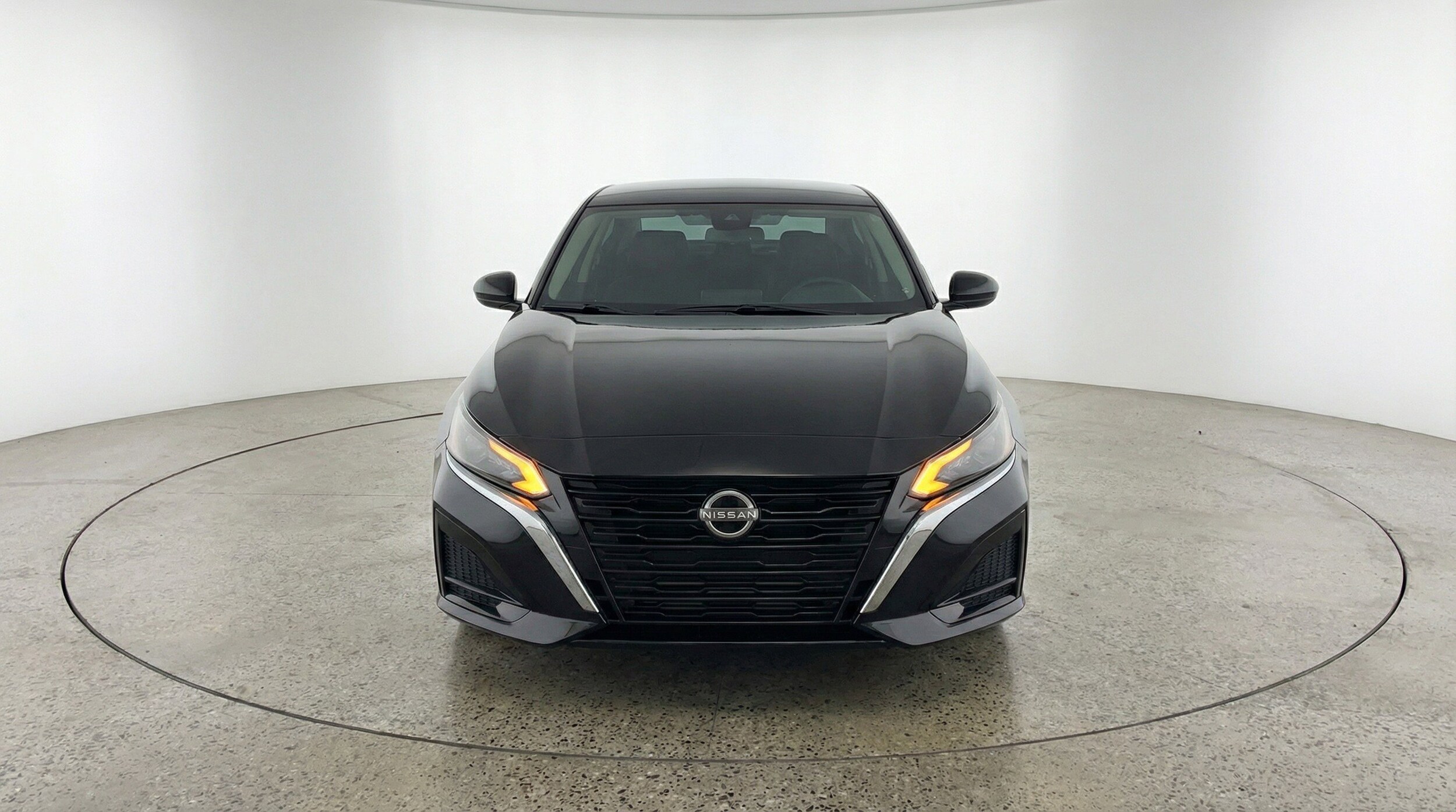 Thumbnail: 2025 Nissan Altima - 2