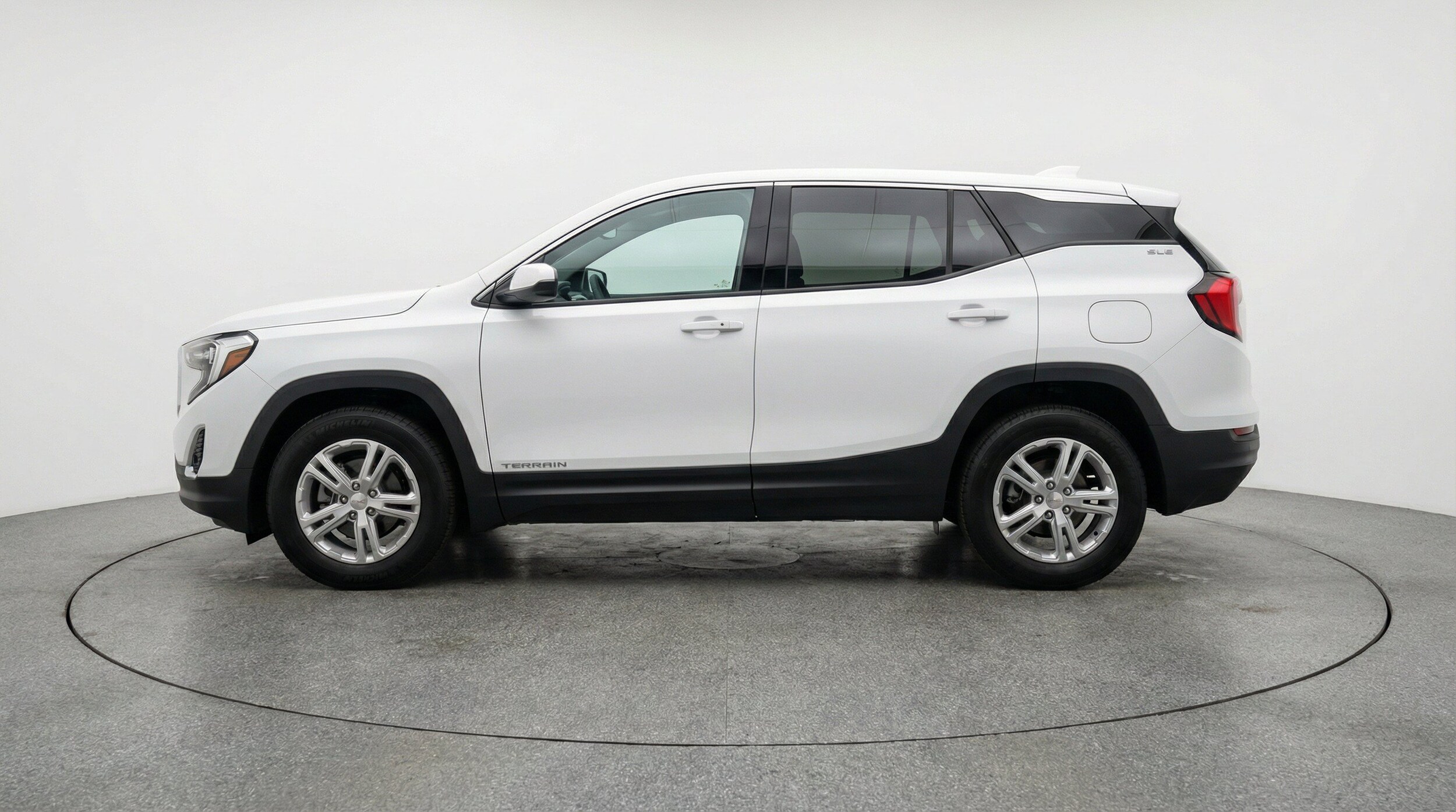 Thumbnail: 2024 GMC Terrain - 5