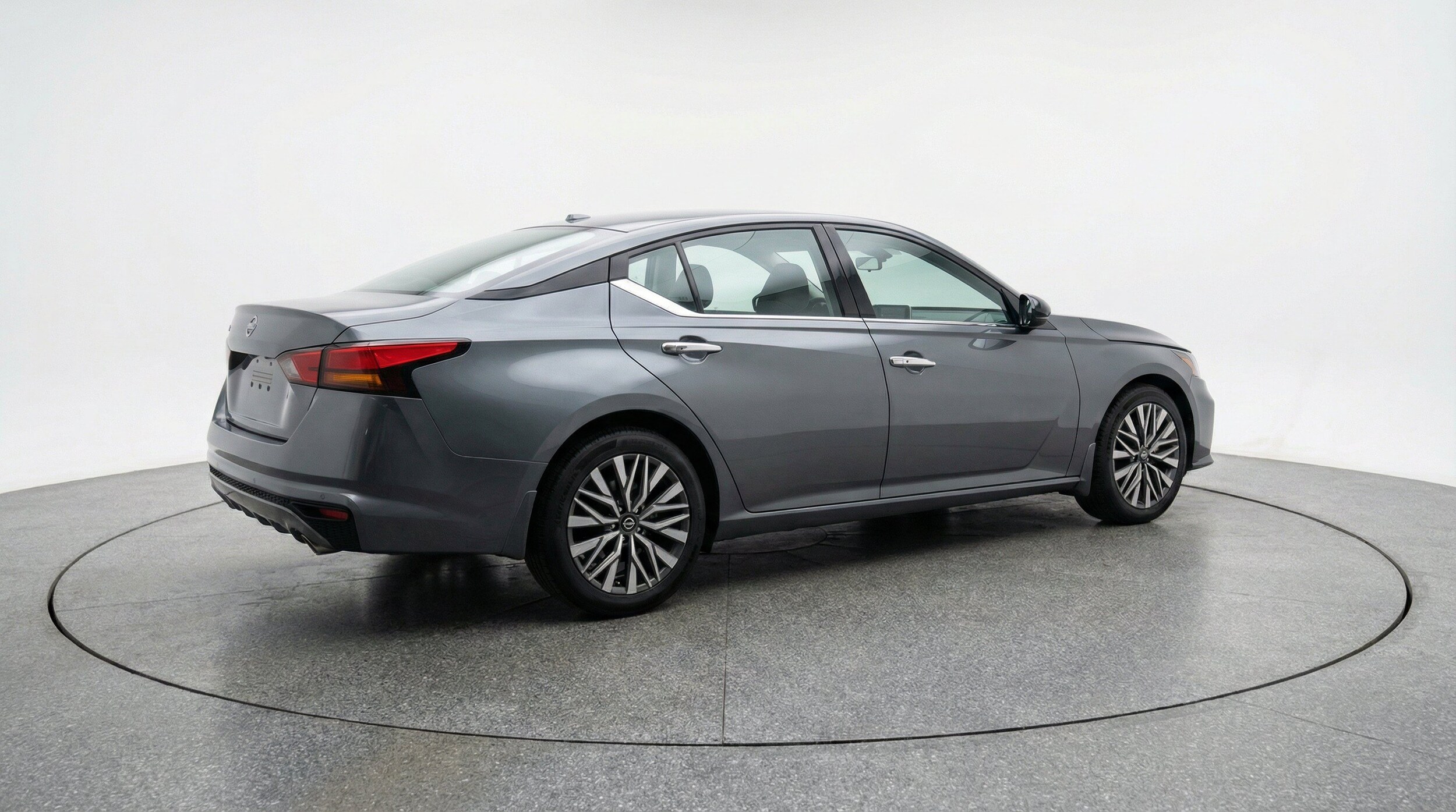 Thumbnail: 2025 Nissan Altima - 9