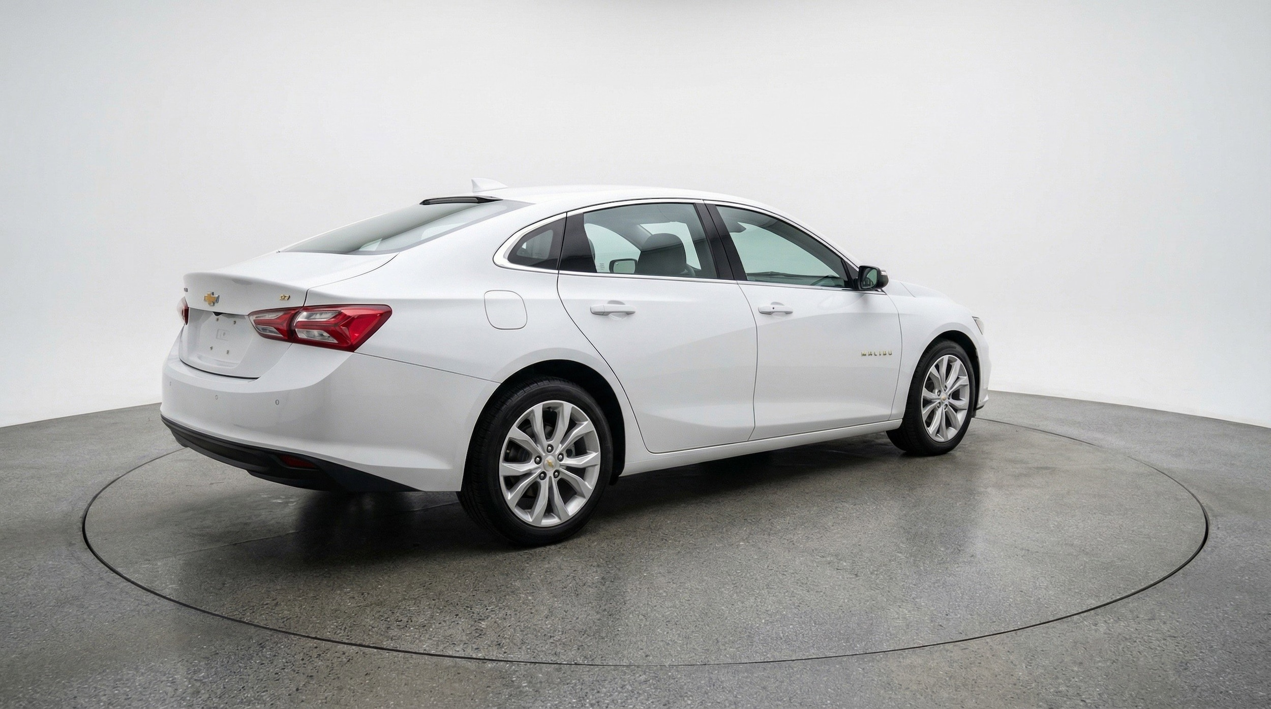 Thumbnail: 2024 Chevrolet Malibu - 9