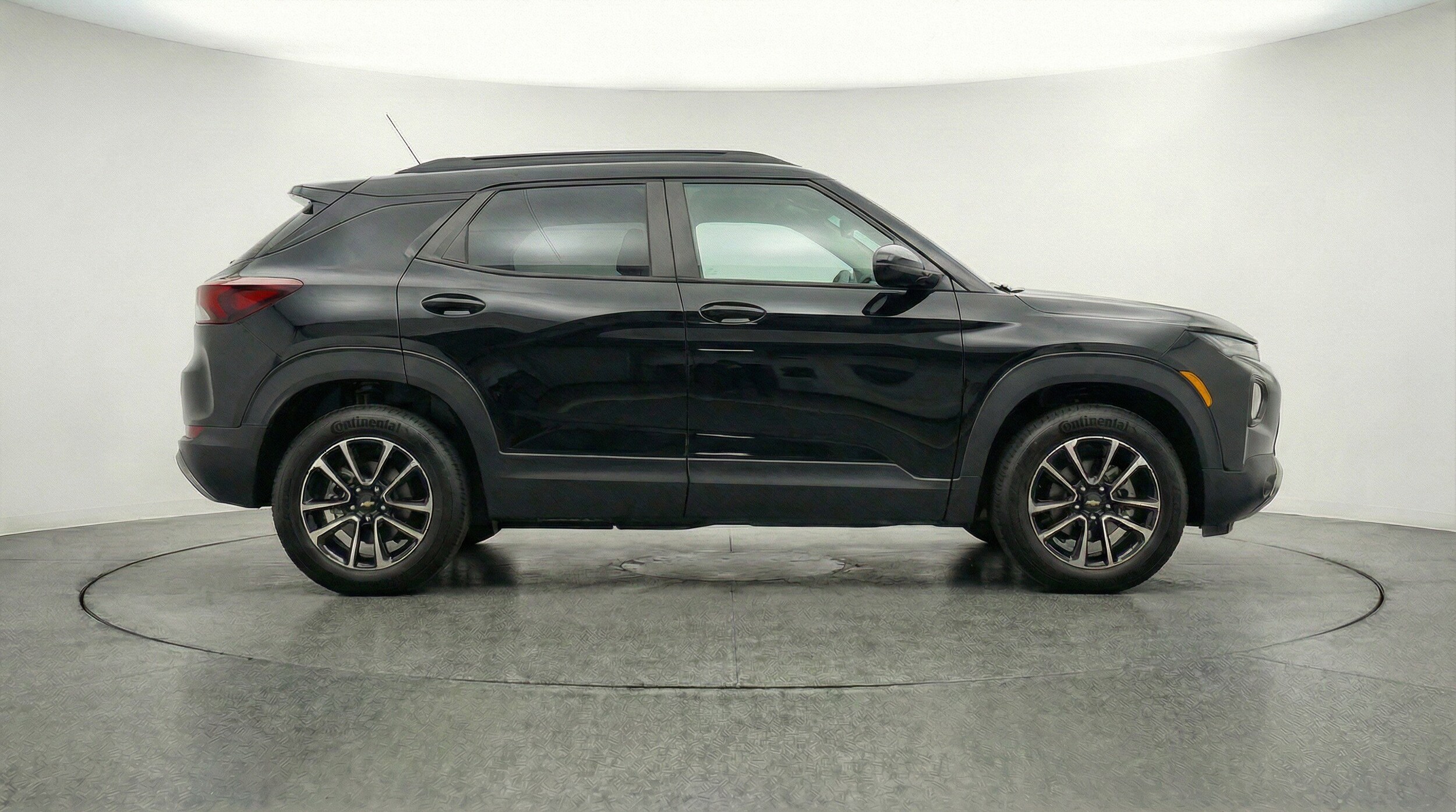 Thumbnail: 2025 Chevrolet TrailBlazer - 11