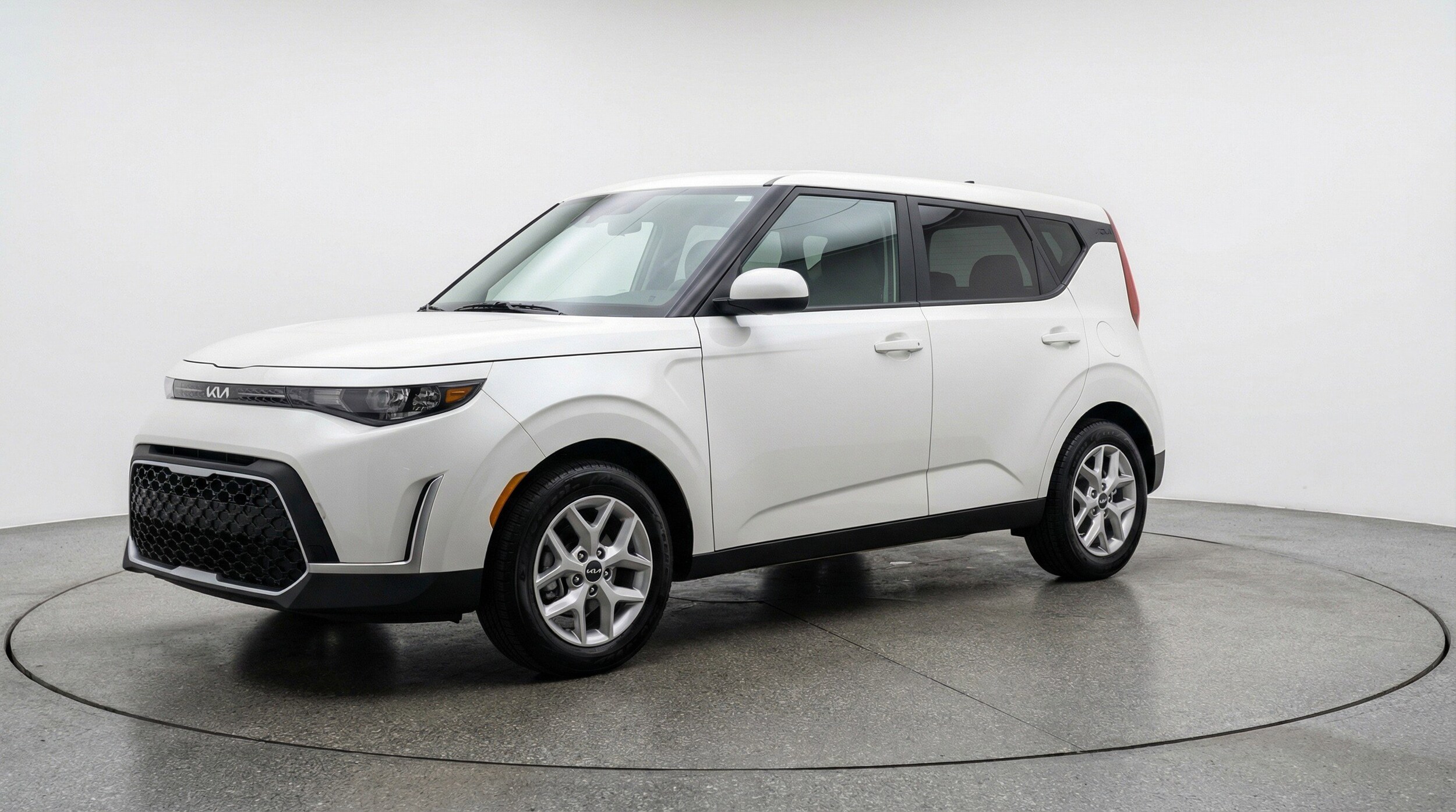 Thumbnail: 2025 Kia Soul - 3