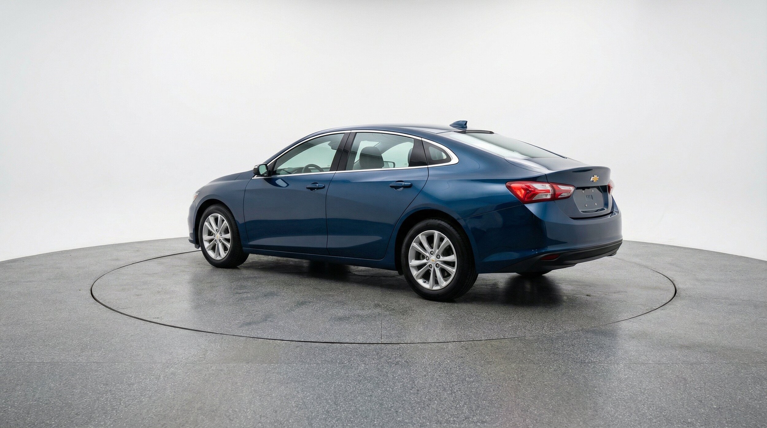Thumbnail: 2024 Chevrolet Malibu - 6