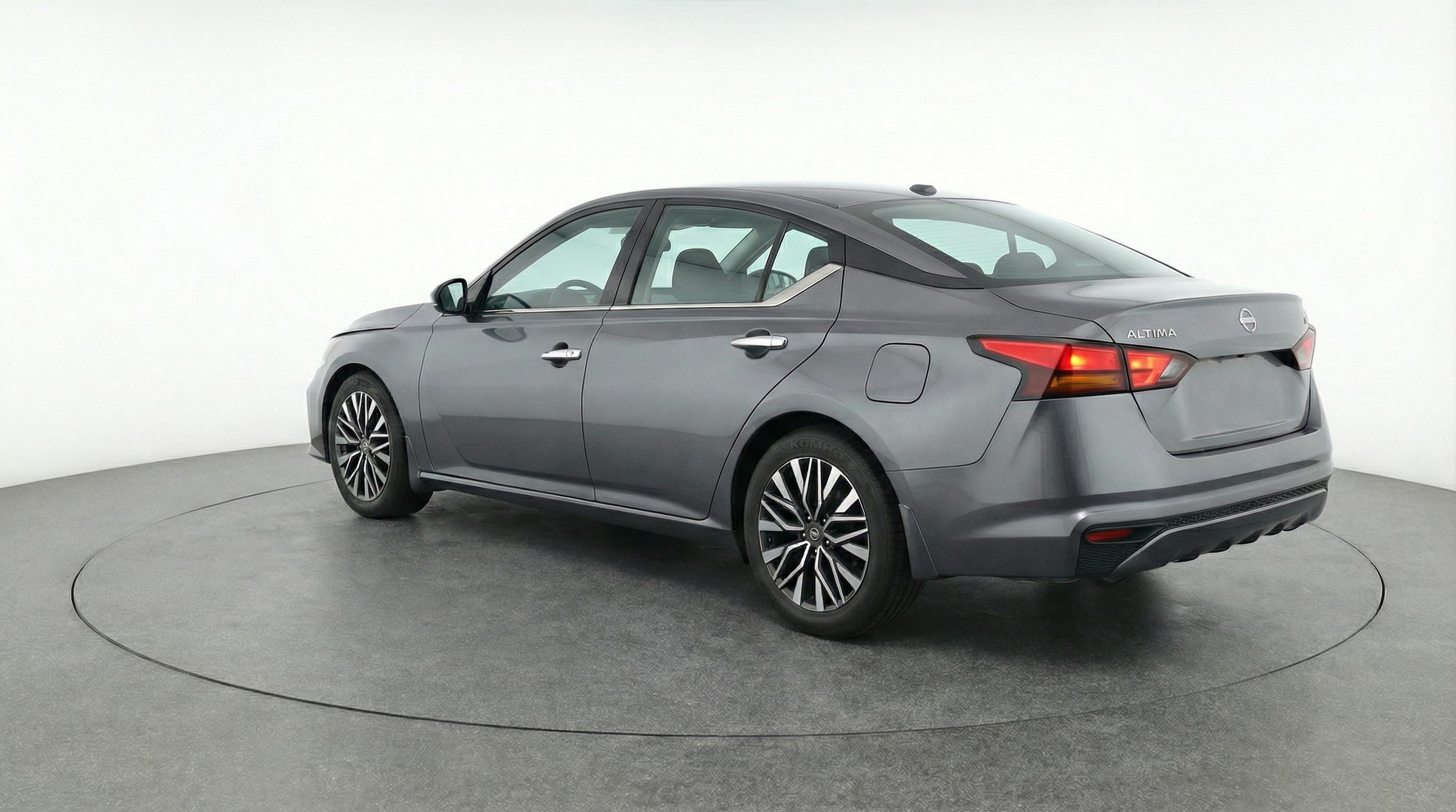 Thumbnail: 2025 Nissan Altima - 5