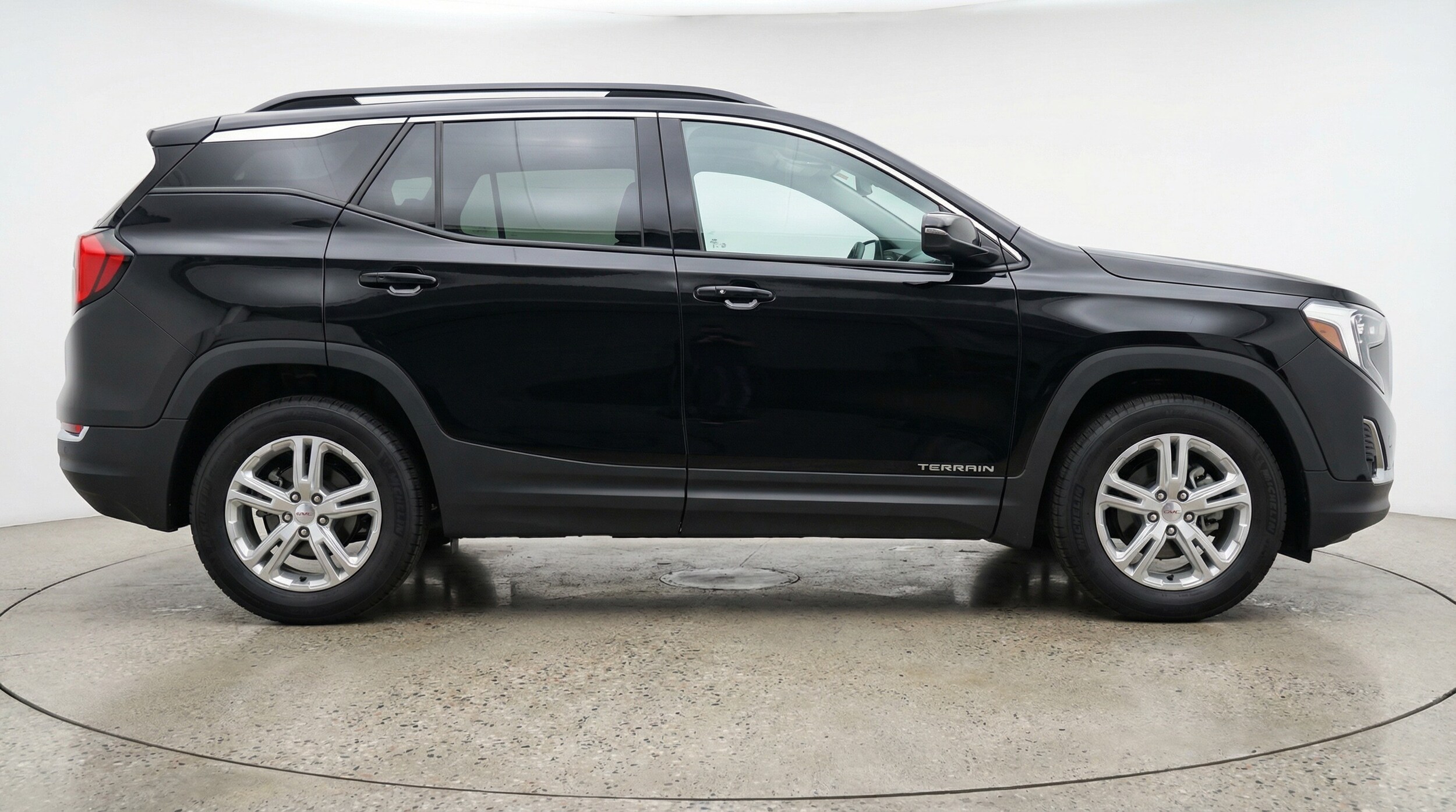 Thumbnail: 2024 GMC Terrain - 8