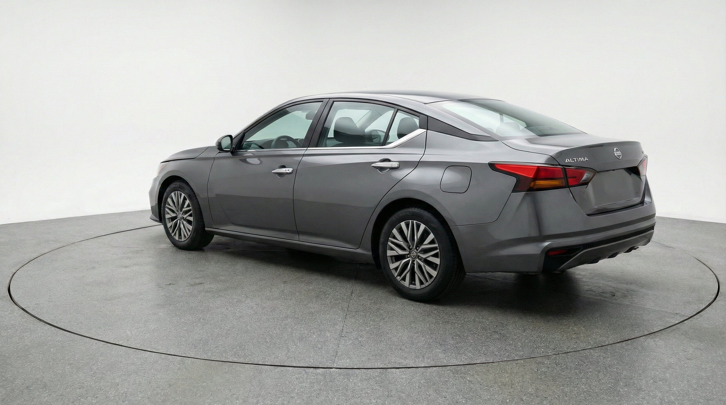 Thumbnail: 2025 Nissan Altima - 6