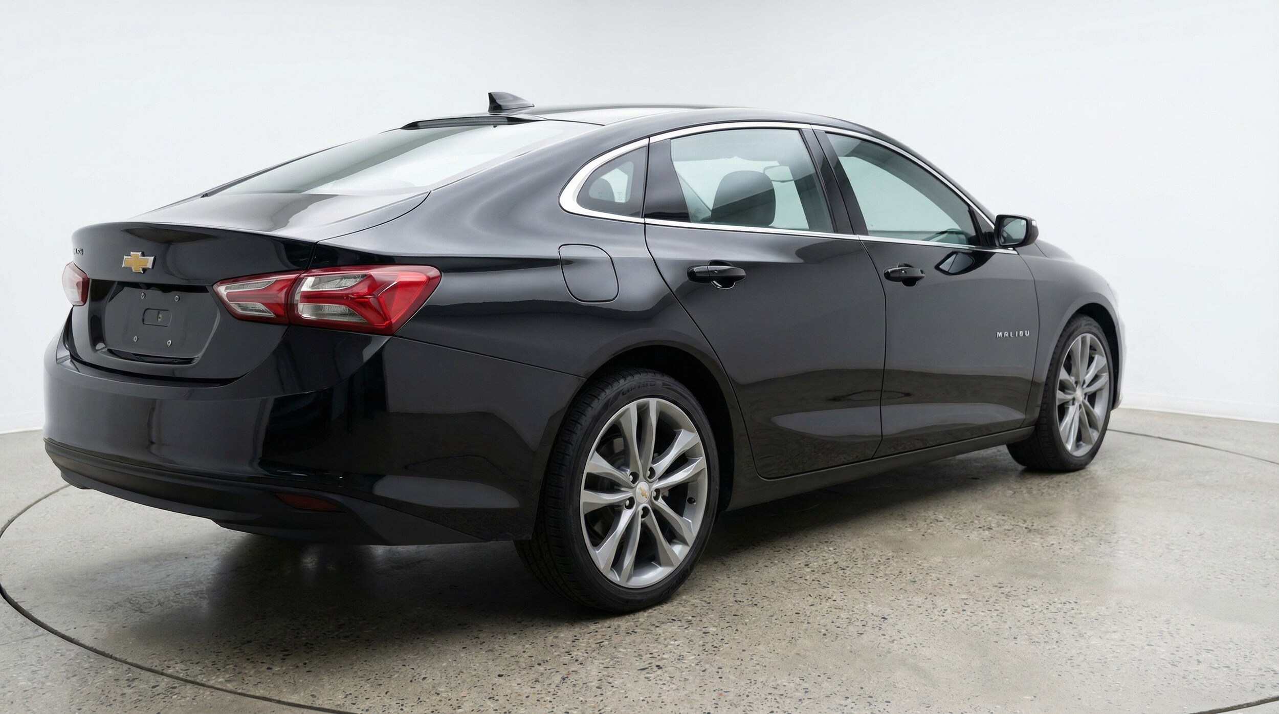 Thumbnail: 2024 Chevrolet Malibu - 9
