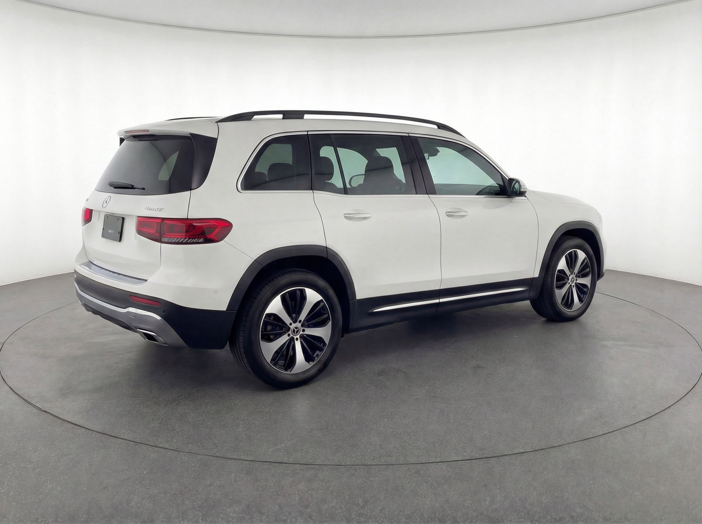 Thumbnail: 2025 Mercedes-Benz GLB - 9