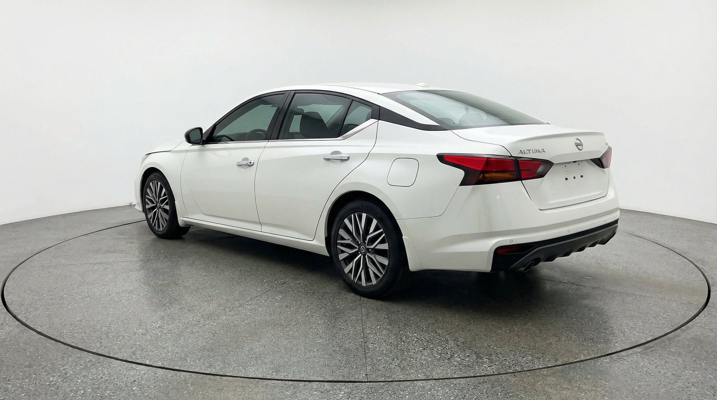 Thumbnail: 2025 Nissan Altima - 6