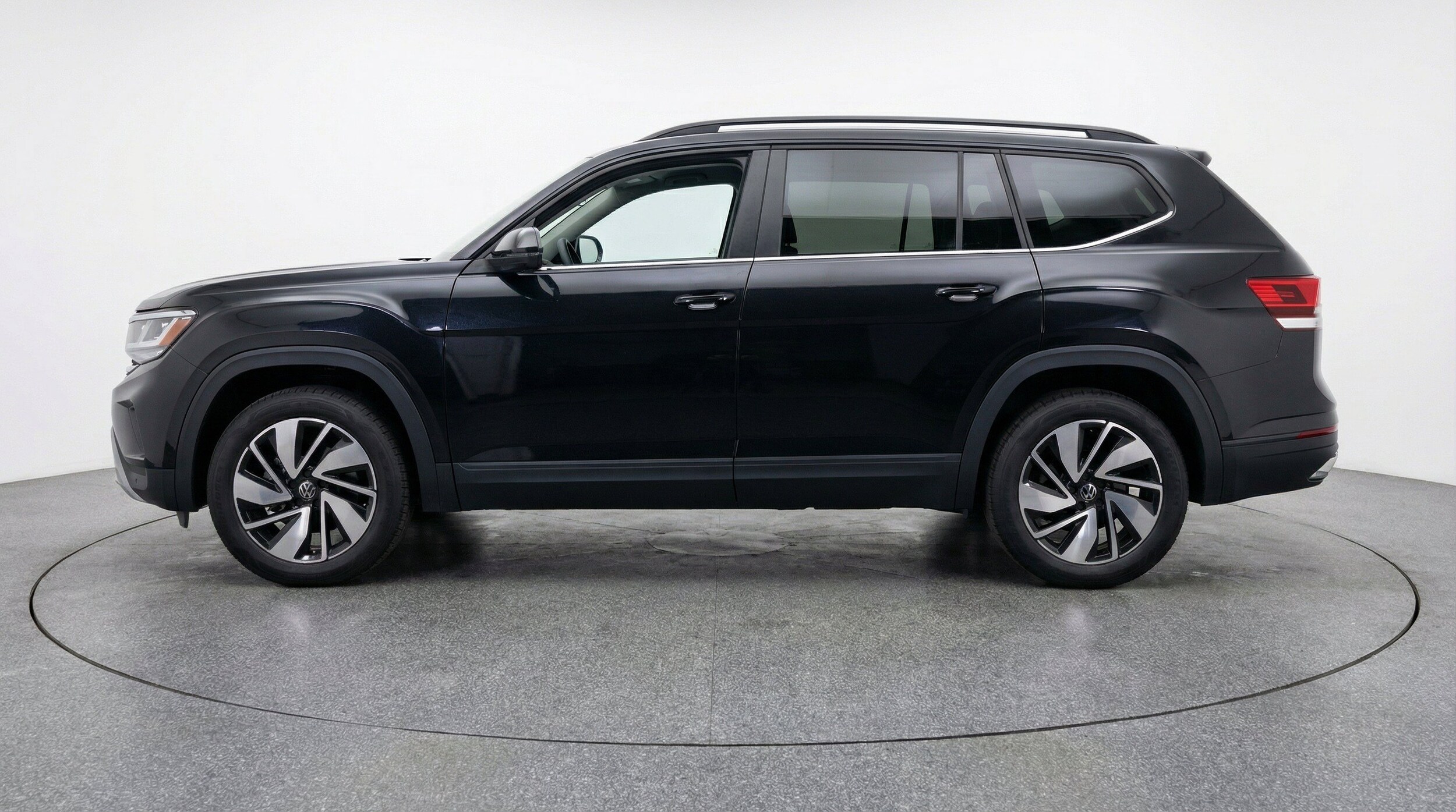 Thumbnail: 2026 Volkswagen Atlas - 5