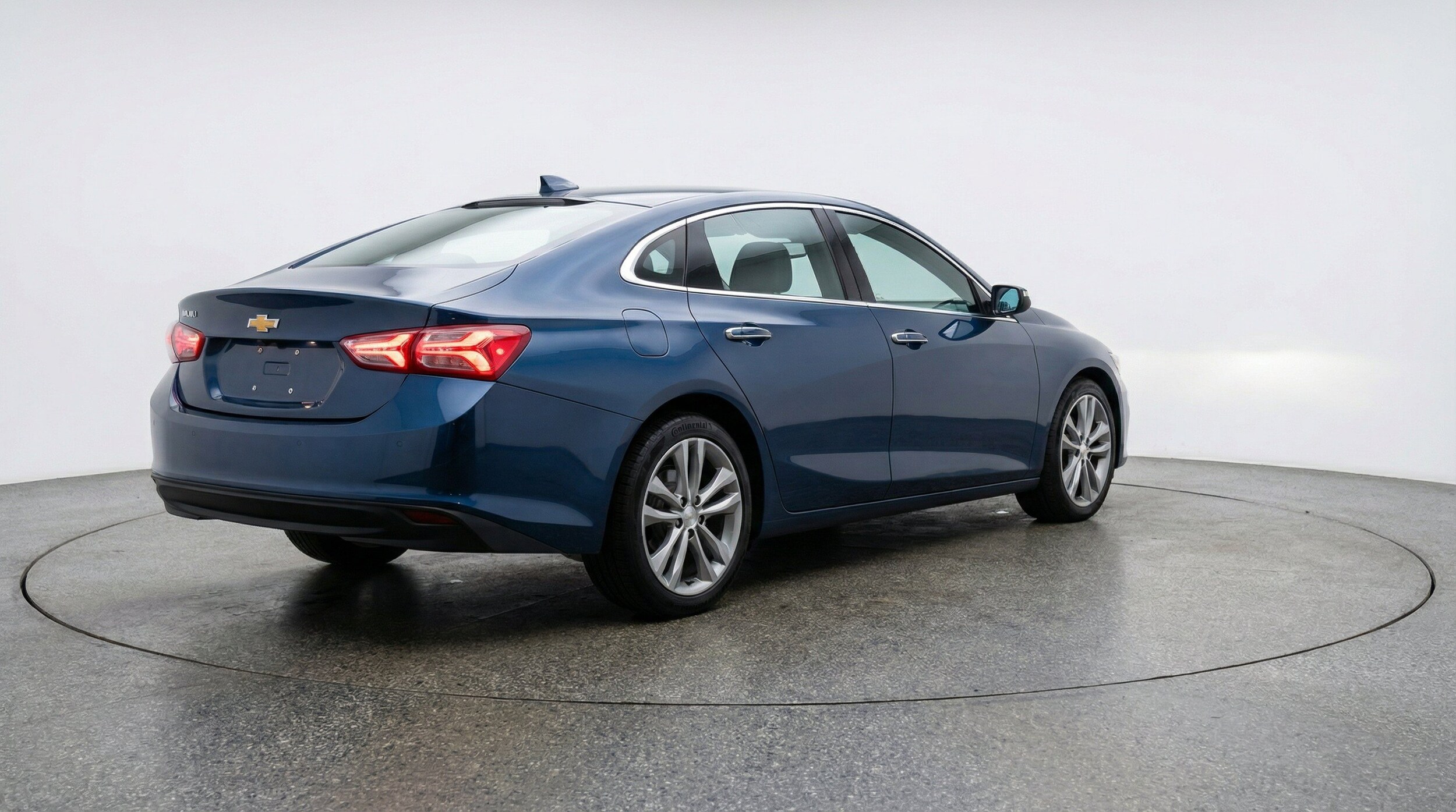 Thumbnail: 2024 Chevrolet Malibu - 9