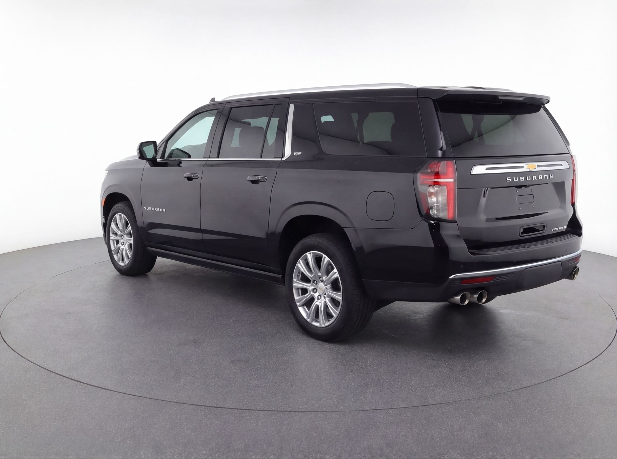 Thumbnail: 2023 Chevrolet Suburban - 6