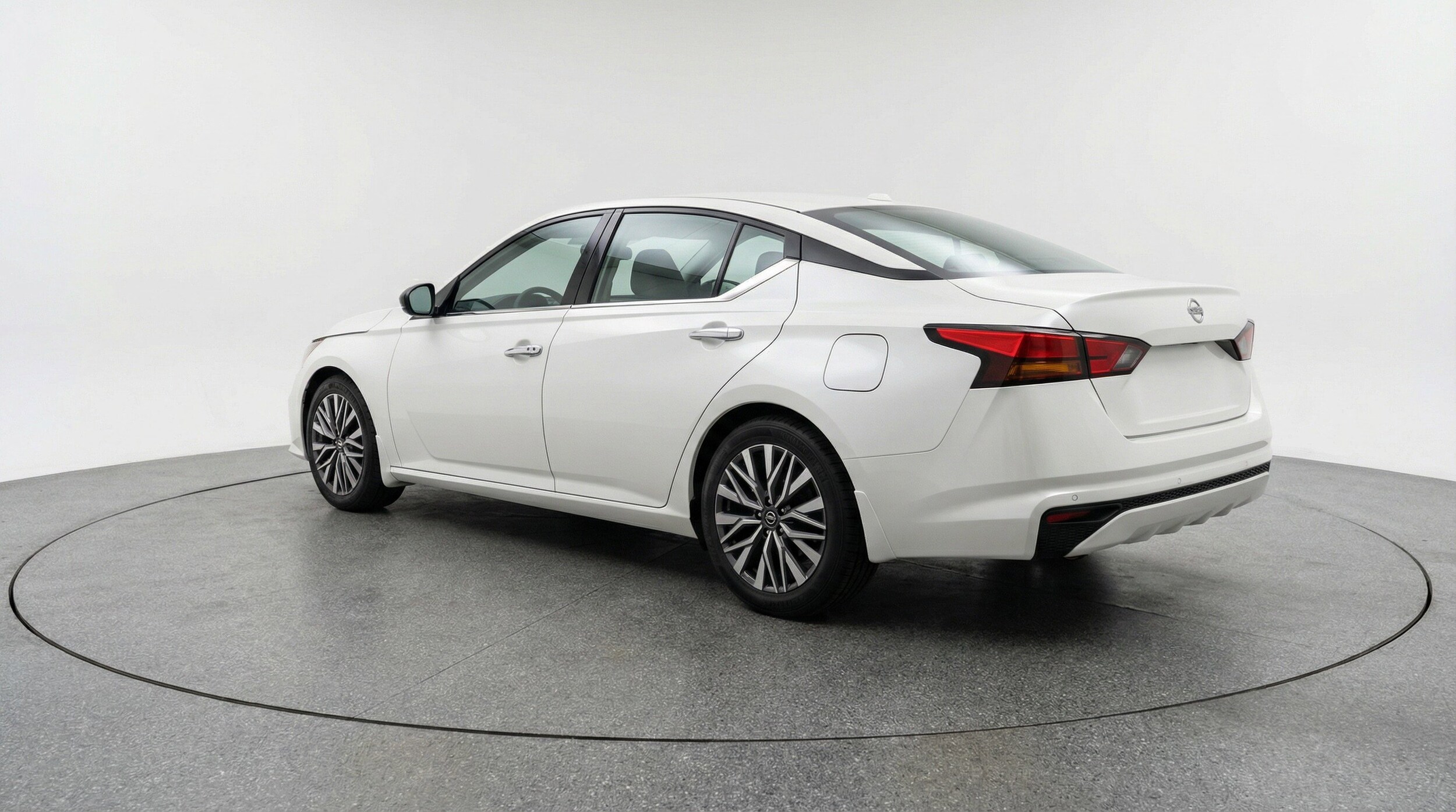 Thumbnail: 2025 Nissan Altima - 6