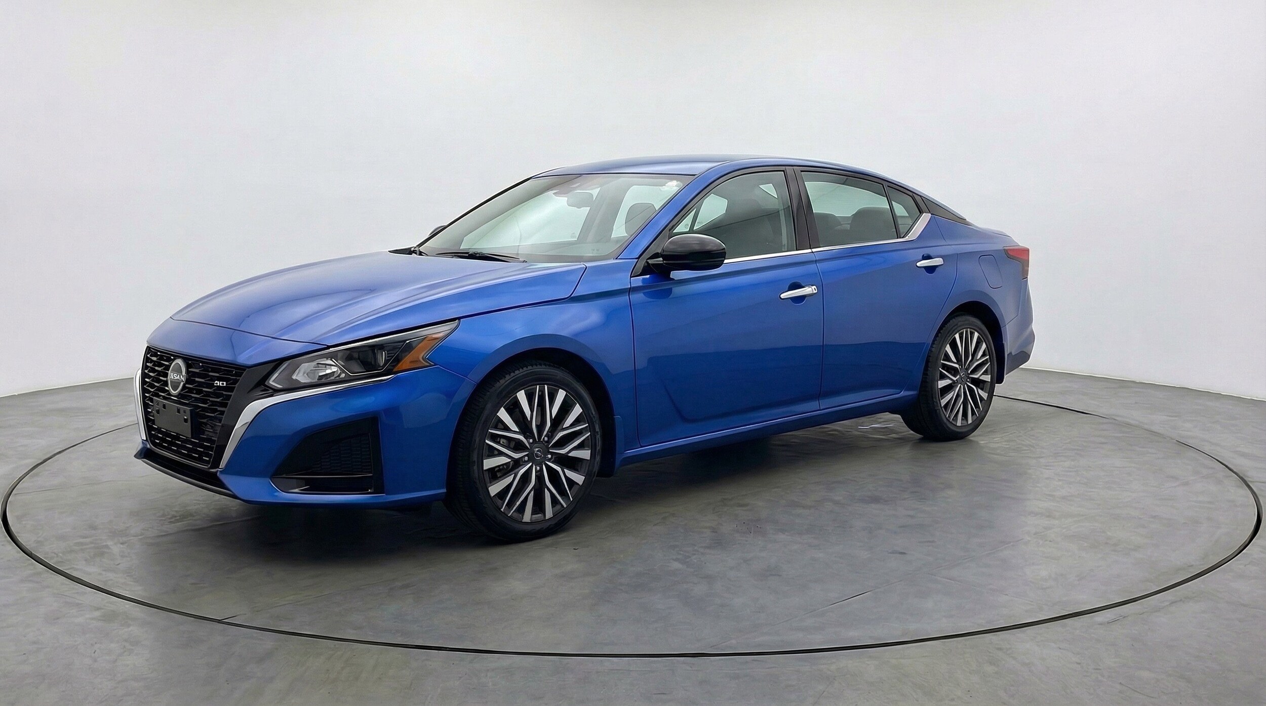 Thumbnail: 2025 Nissan Altima - 3