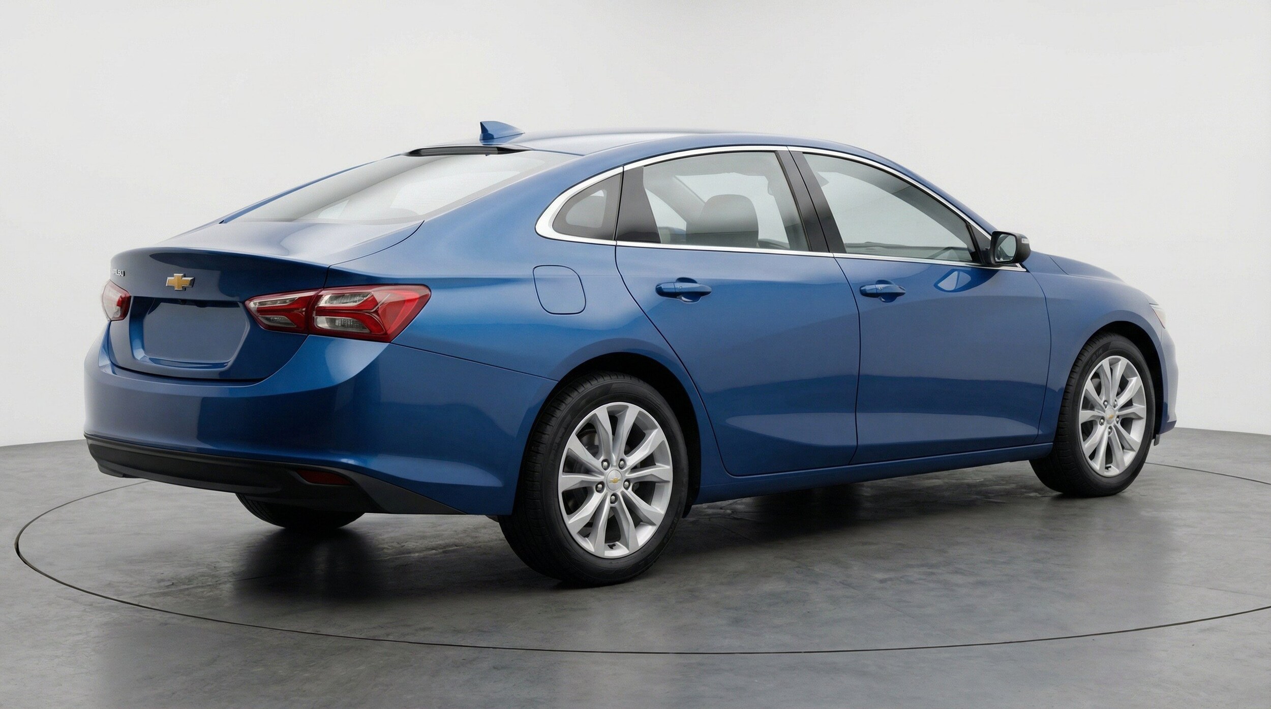 Thumbnail: 2024 Chevrolet Malibu - 9