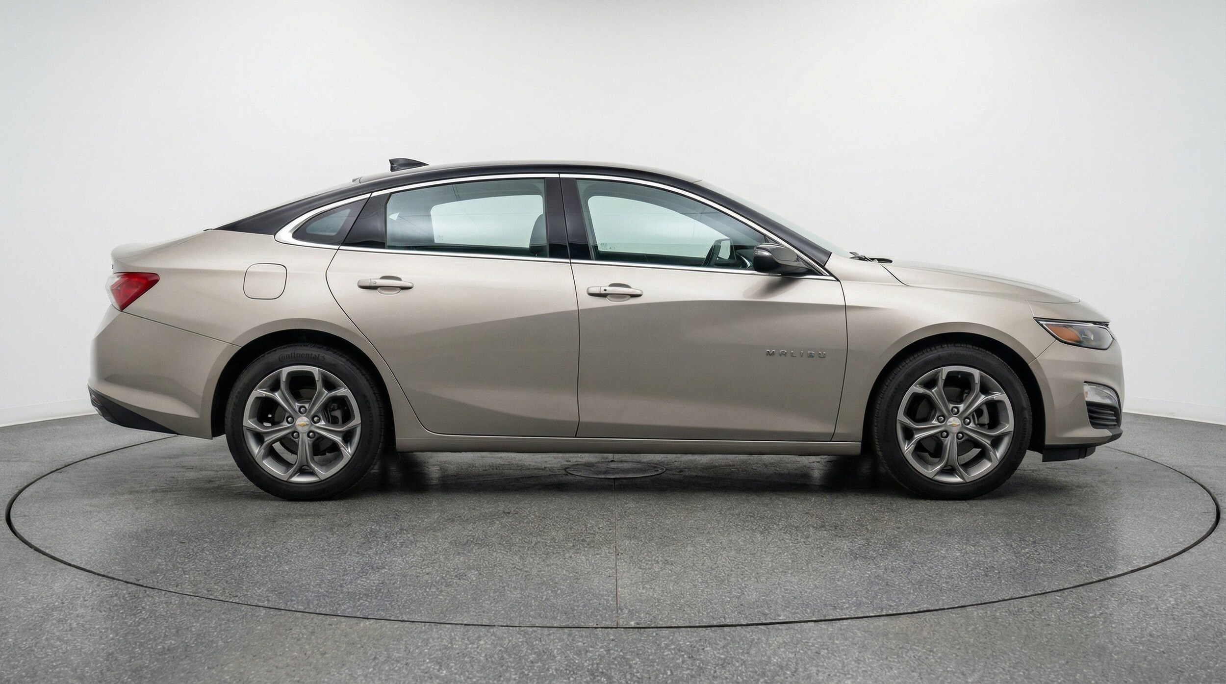 Thumbnail: 2024 Chevrolet Malibu - 11