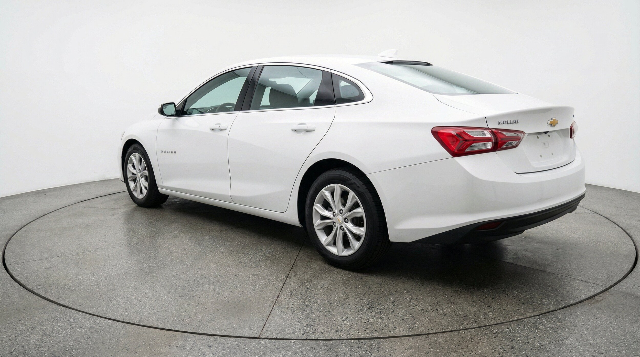 Thumbnail: 2024 Chevrolet Malibu - 6