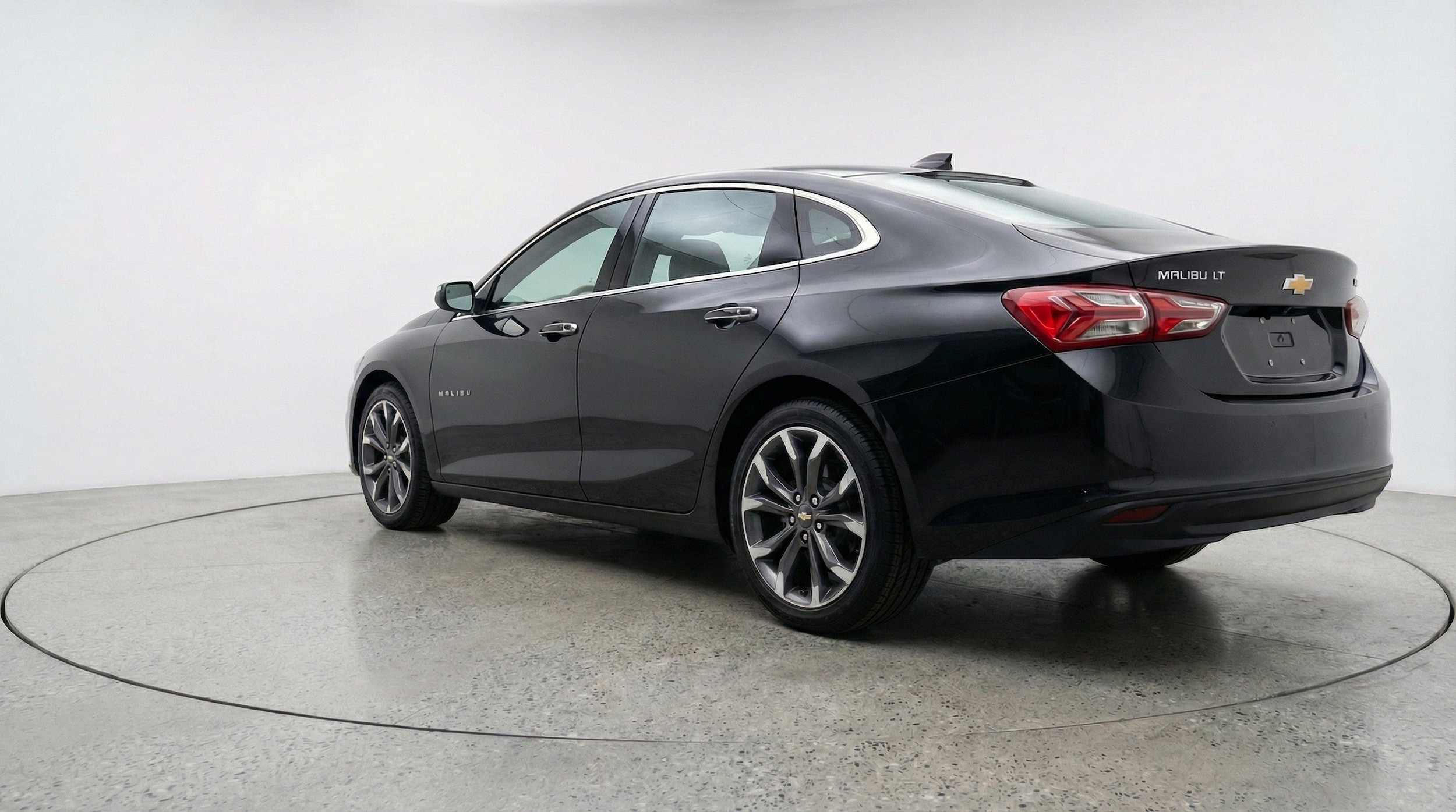 Thumbnail: 2024 Chevrolet Malibu - 6