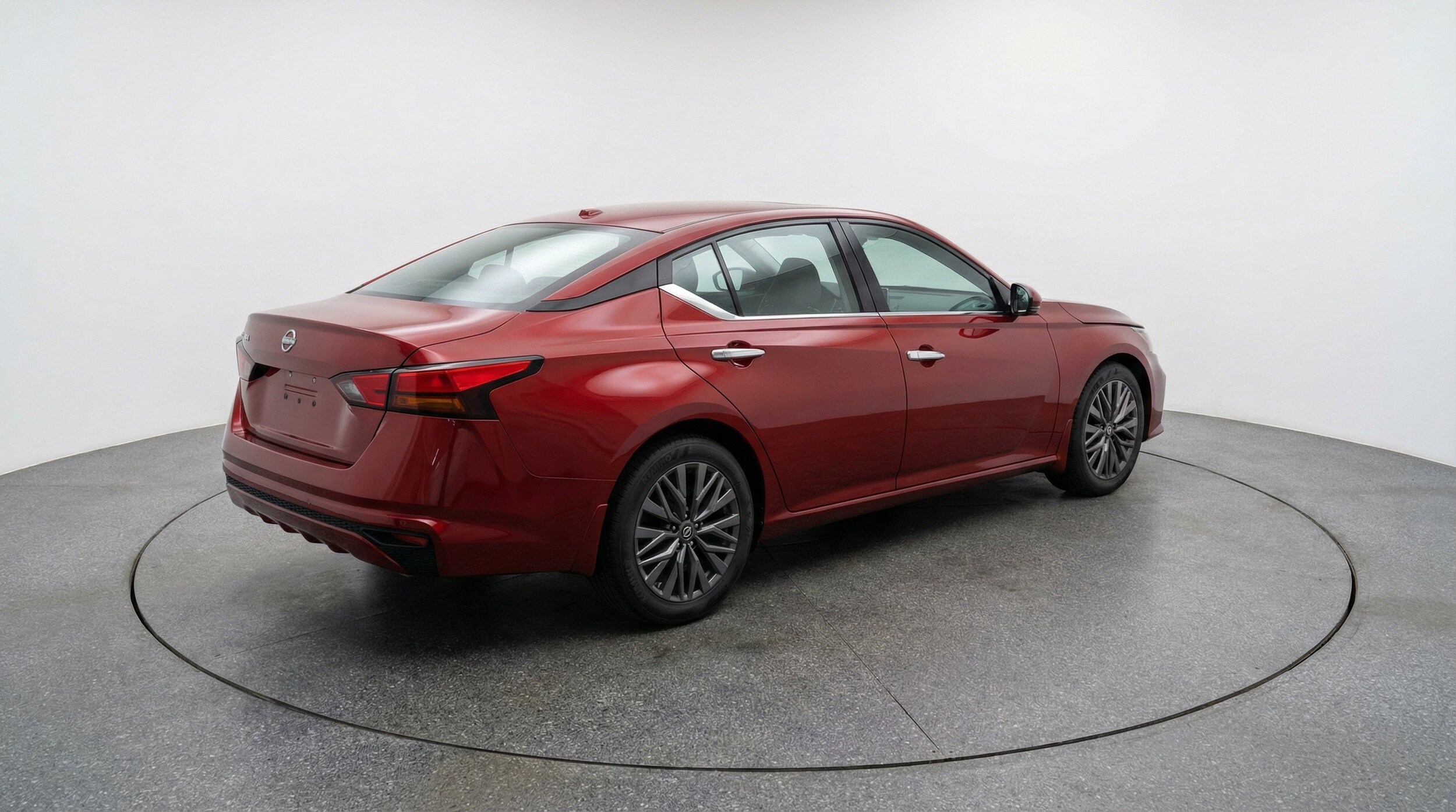Thumbnail: 2025 Nissan Altima - 9