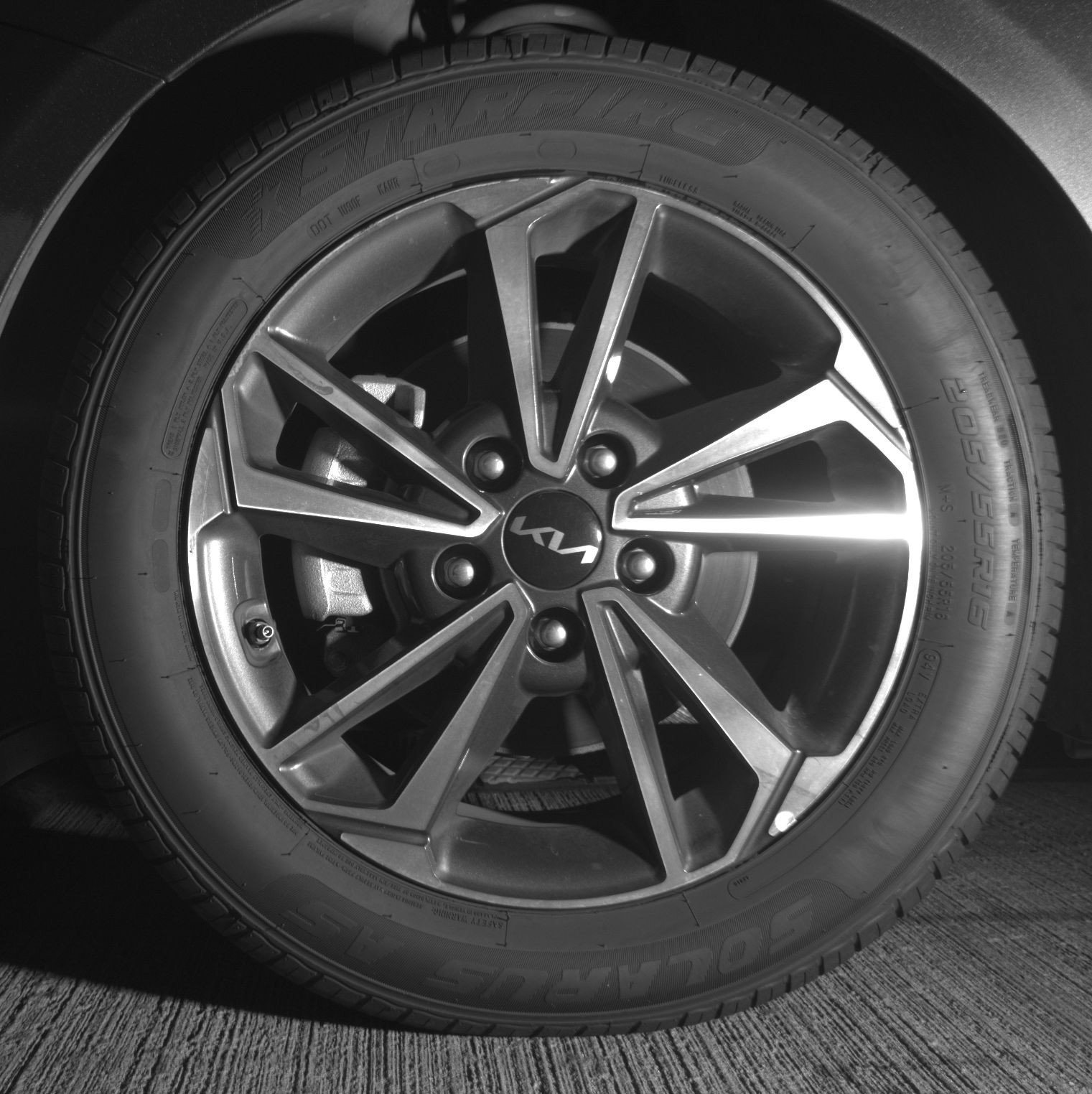 Thumbnail: 2024 Kia Forte - 17