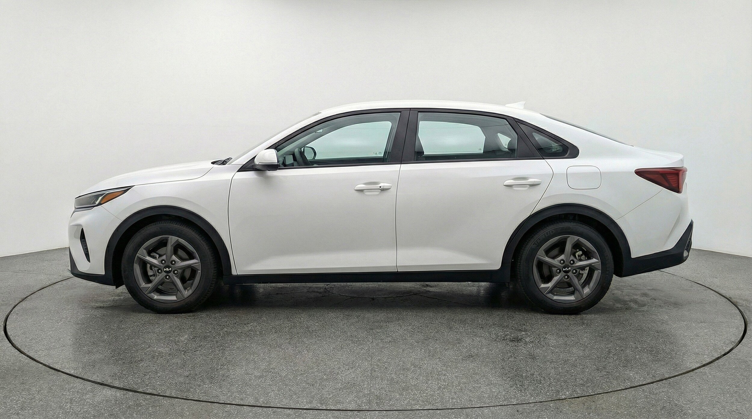 Thumbnail: 2025 Kia K4 - 5