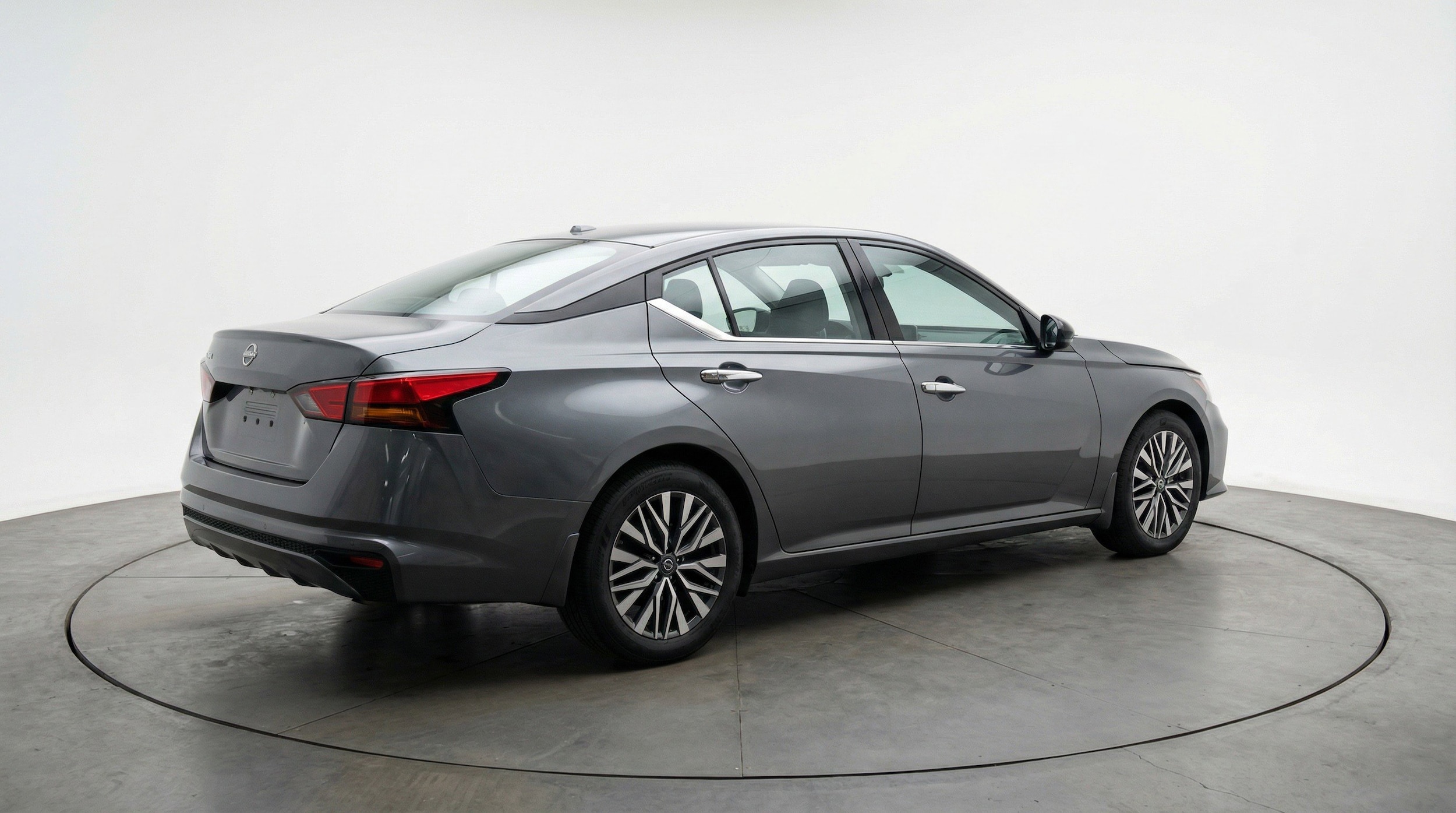 Thumbnail: 2025 Nissan Altima - 9