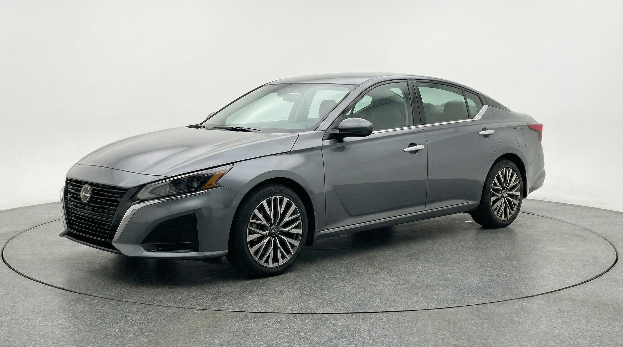 Thumbnail: 2025 Nissan Altima - 3