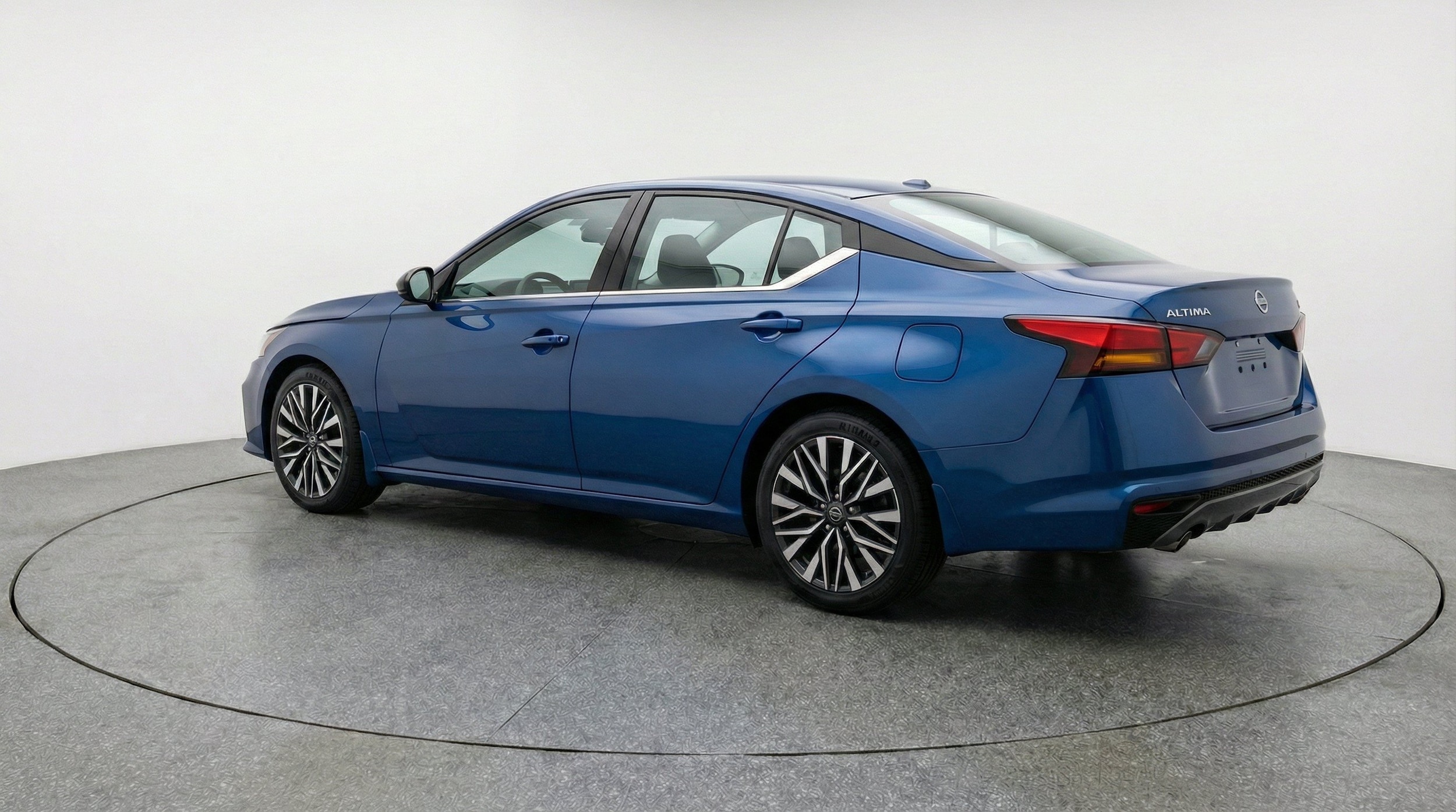 Thumbnail: 2025 Nissan Altima - 6