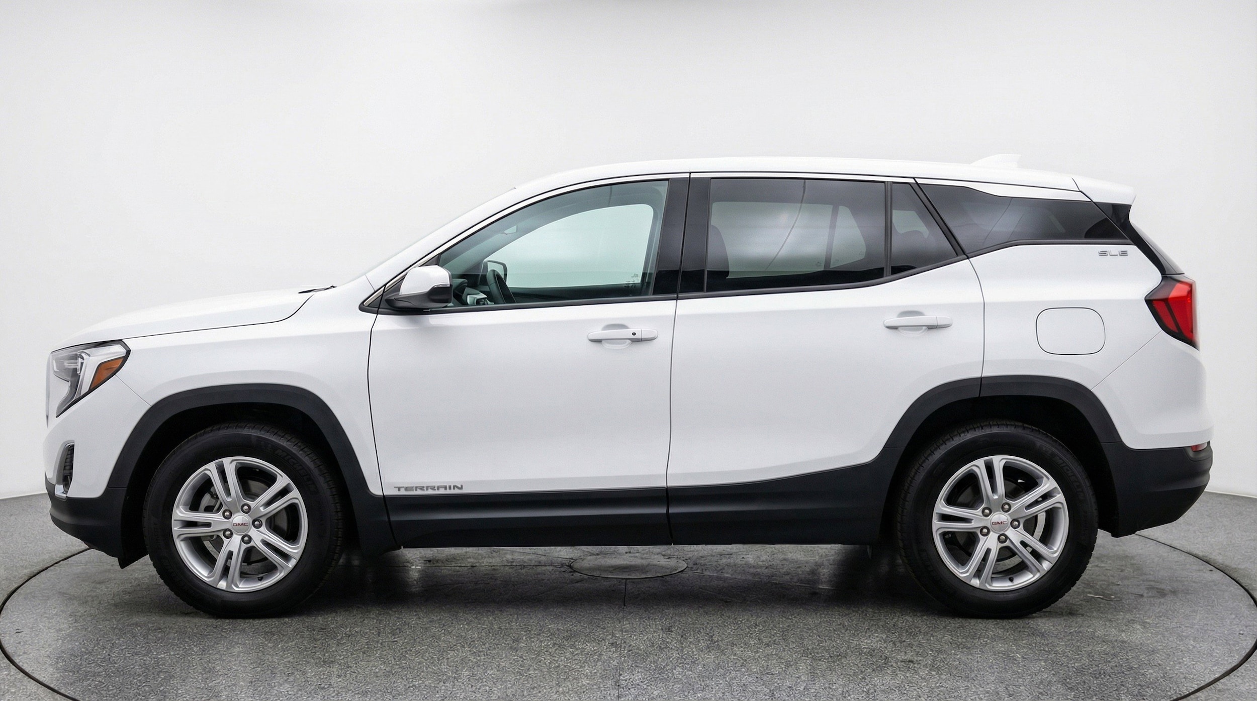 Thumbnail: 2024 GMC Terrain - 5