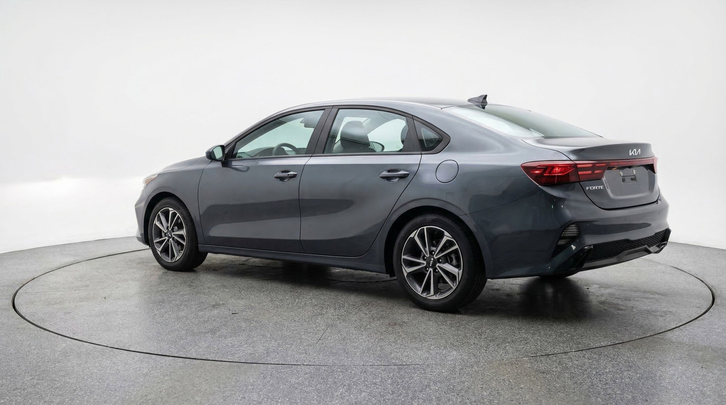 Thumbnail: 2024 Kia Forte - 6