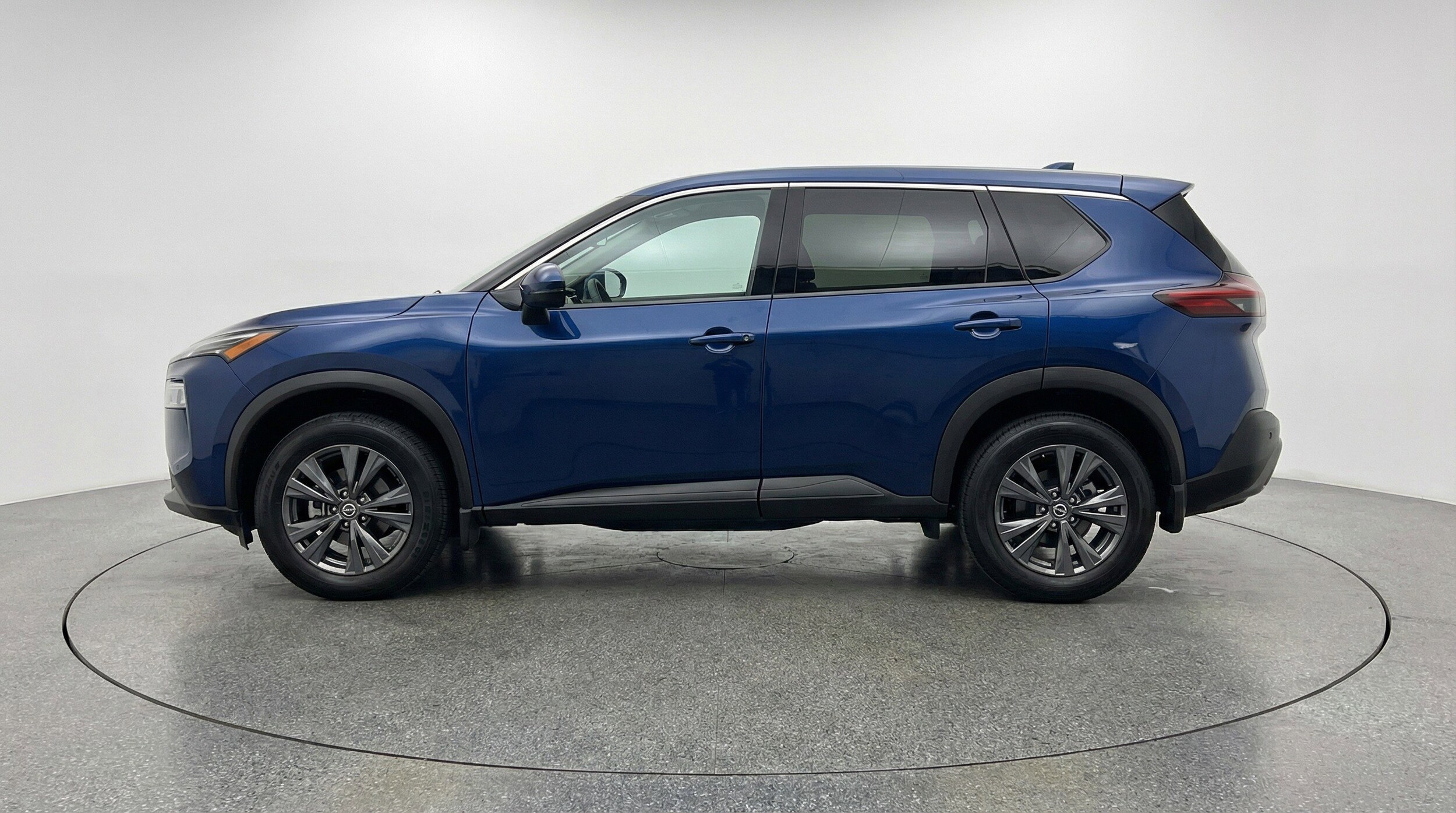 Thumbnail: 2025 Nissan Rogue - 5