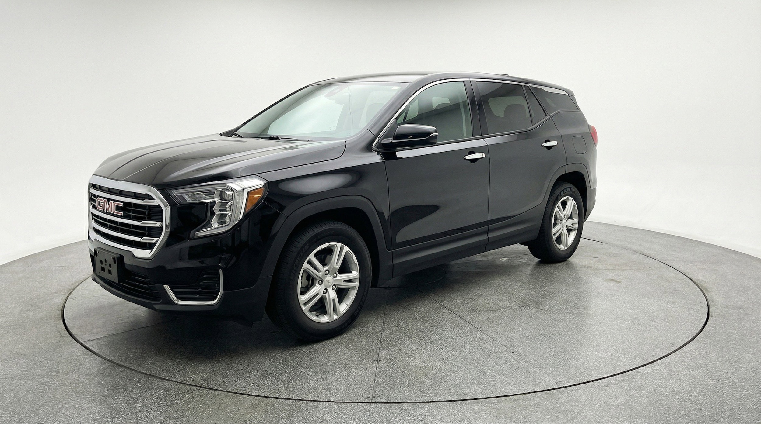 Thumbnail: 2024 GMC Terrain - 3