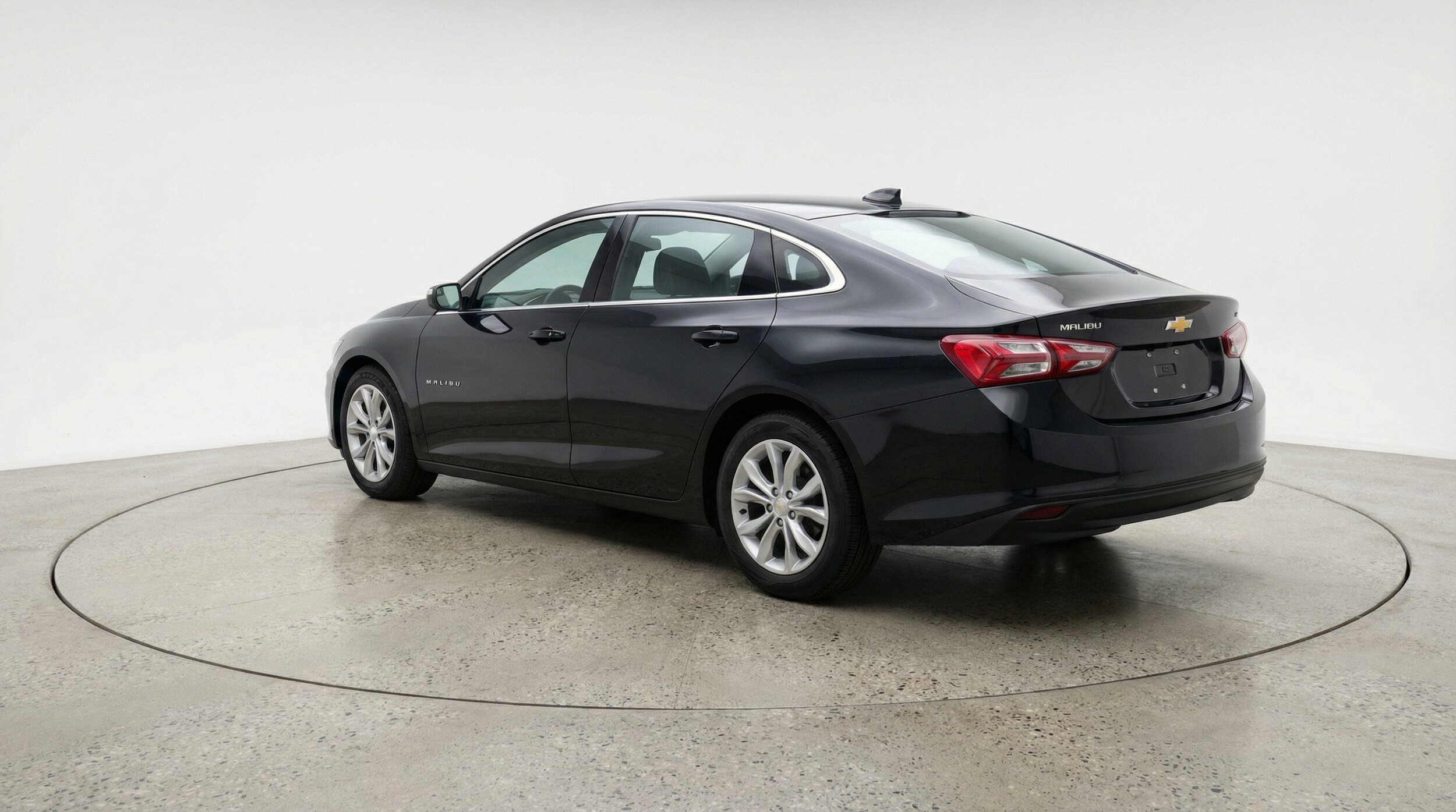 Thumbnail: 2024 Chevrolet Malibu - 6