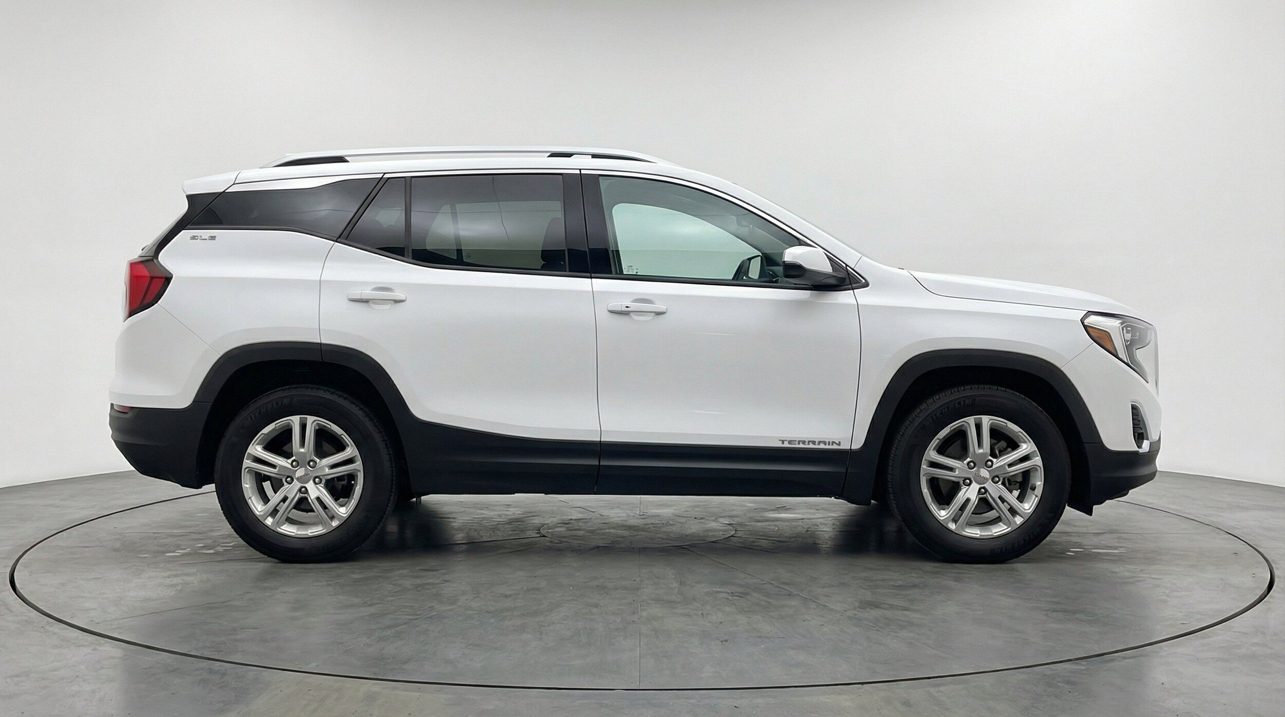 Thumbnail: 2024 GMC Terrain - 10