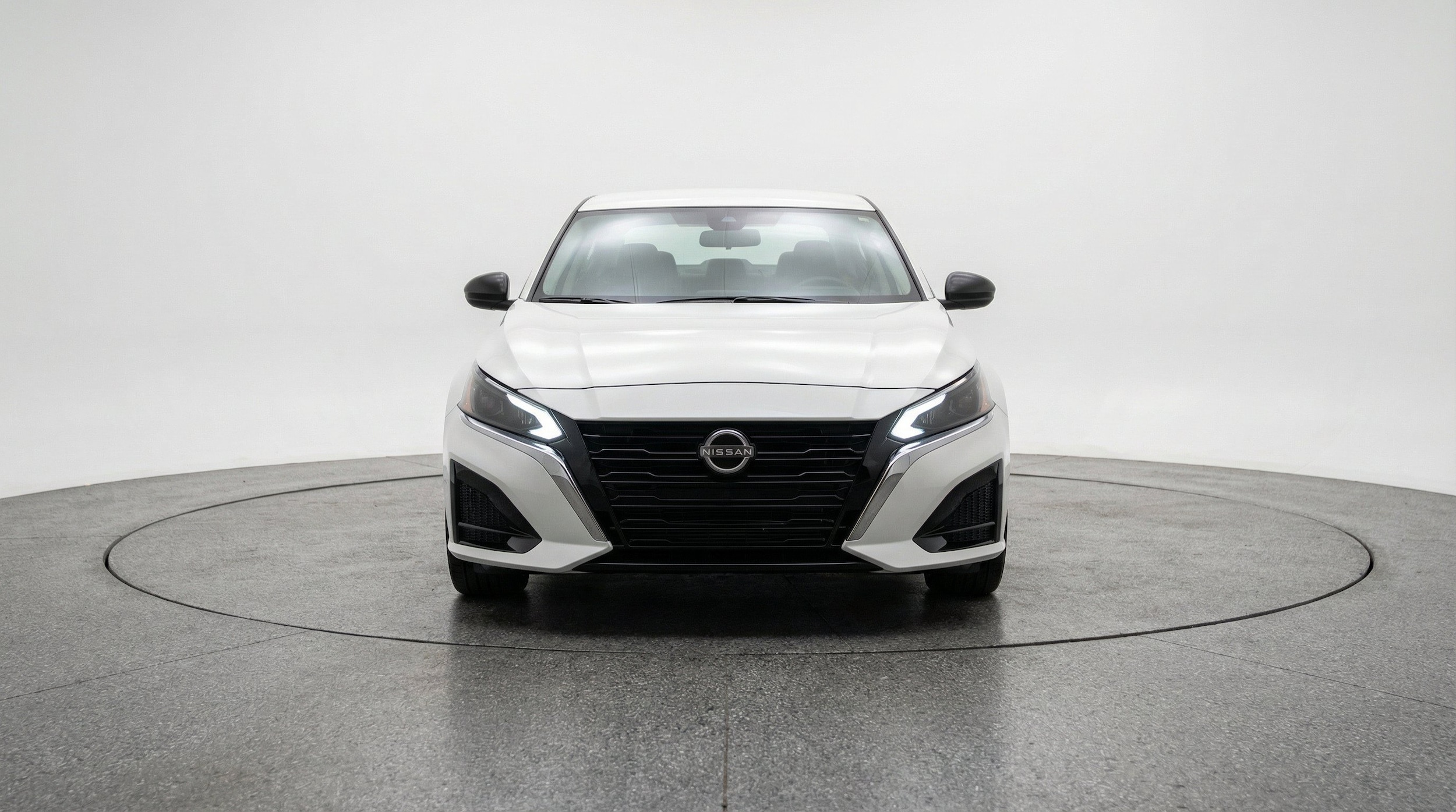 Thumbnail: 2025 Nissan Altima - 2